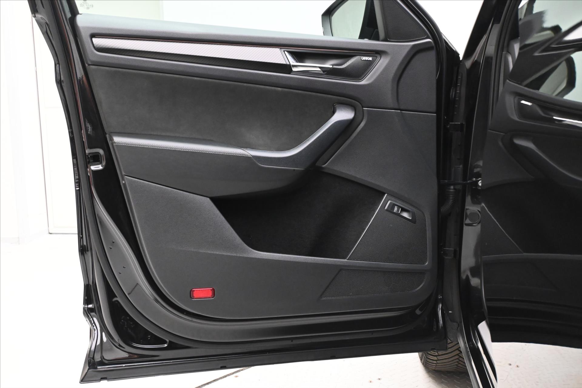 Hlavní fotografie vozu Škoda Kodiaq 2,0 TDI 147 kW Sportline DSG 4x4 Záruka až 5 let (25)