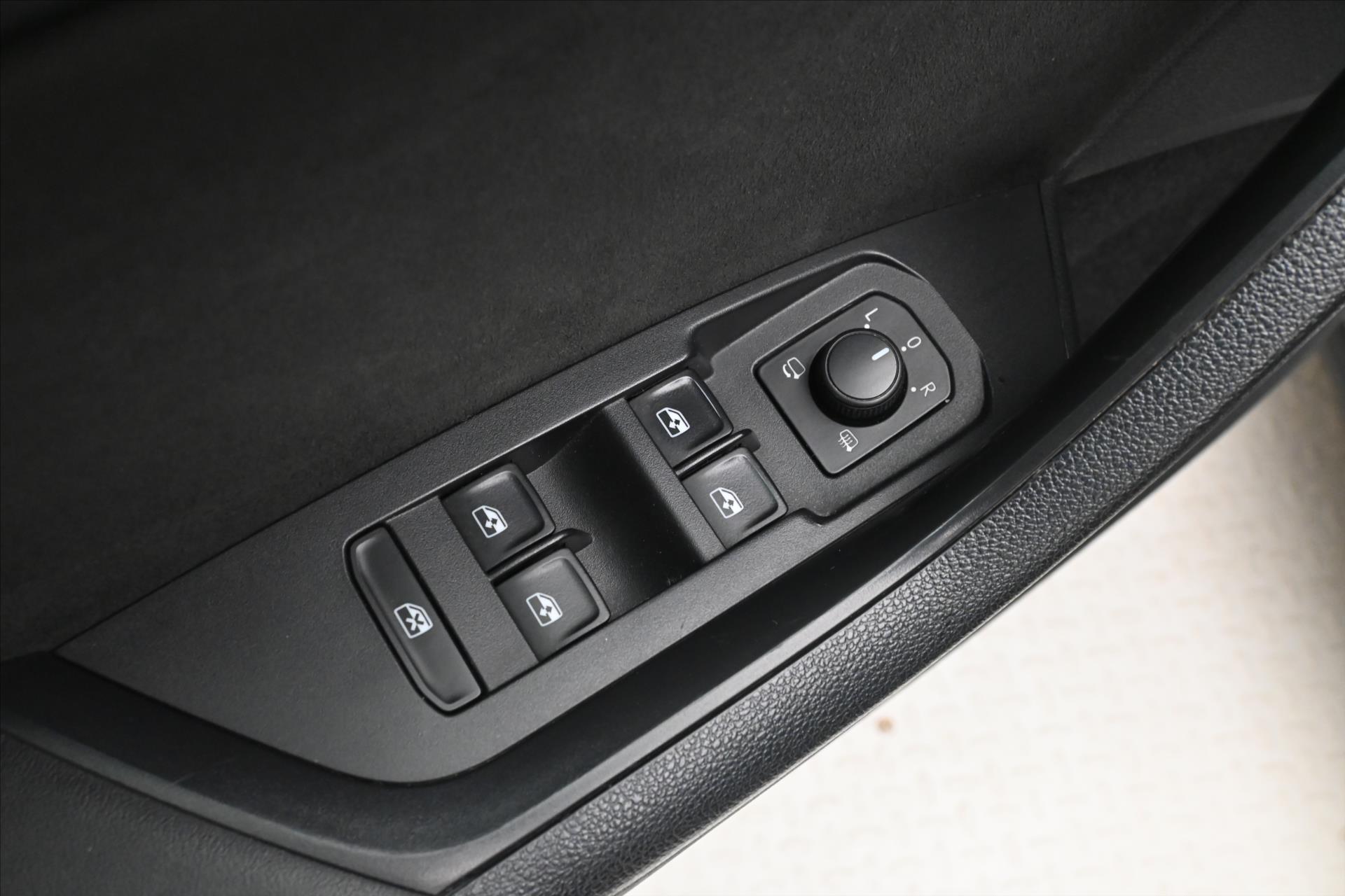 Hlavní fotografie vozu Škoda Kodiaq 2,0 TDI 147 kW Sportline DSG 4x4 Záruka až 5 let (26)