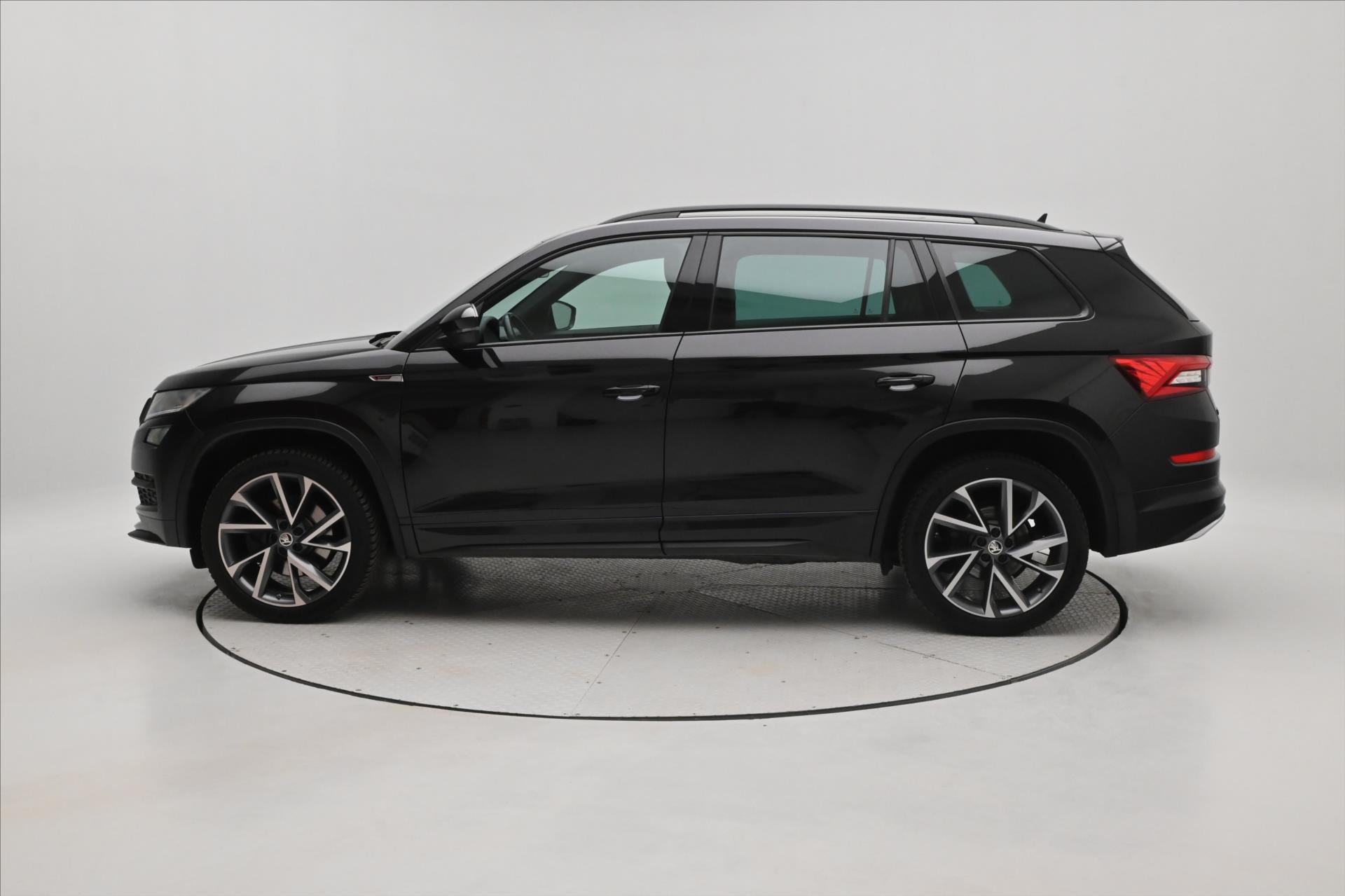 Hlavní fotografie vozu Škoda Kodiaq 2,0 TDI 147 kW Sportline DSG 4x4 Záruka až 5 let (8)