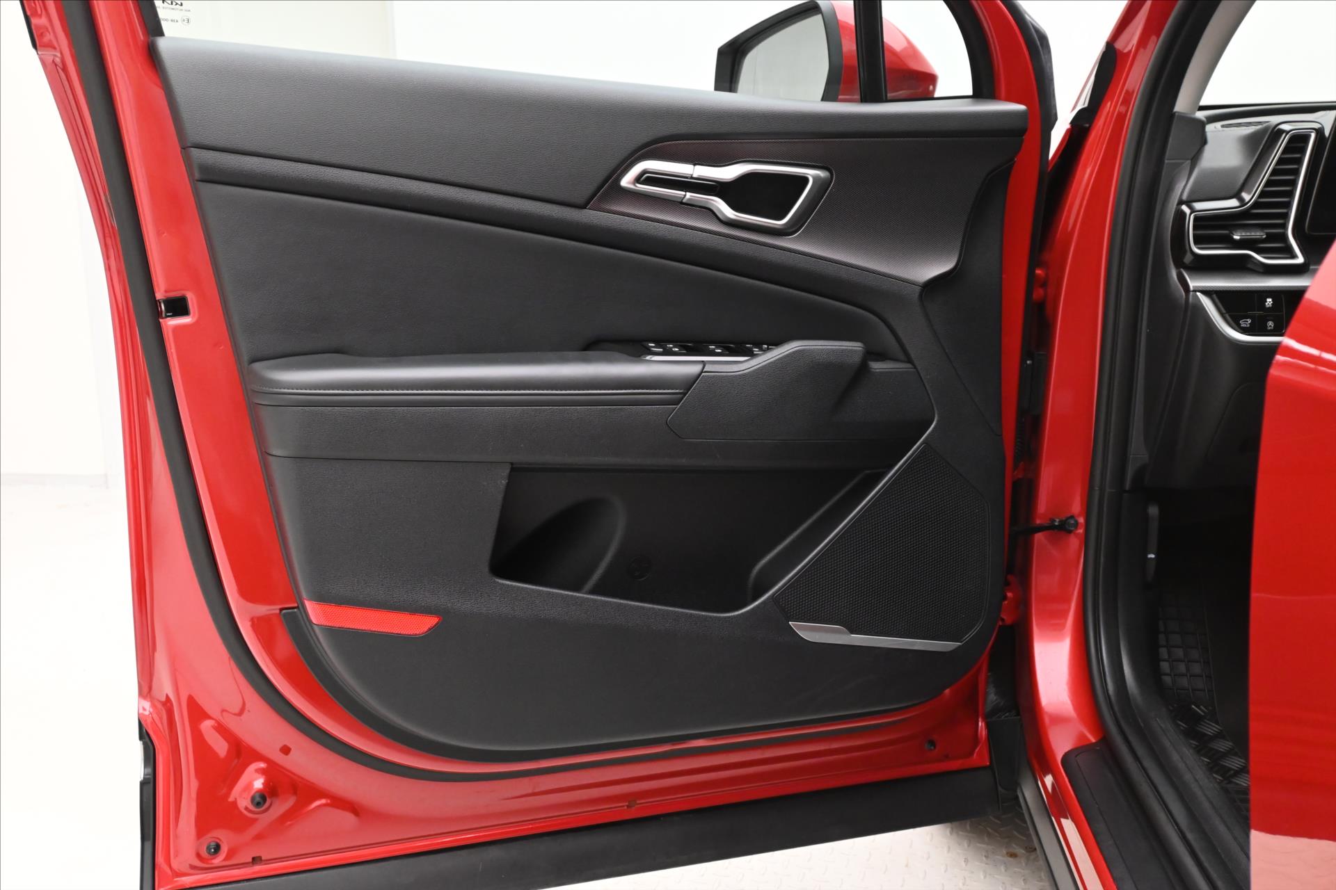 Hlavní fotografie vozu Kia Sportage 1,6 CRDi 100kW MHEV TOP Tovární záruka KIA (23)