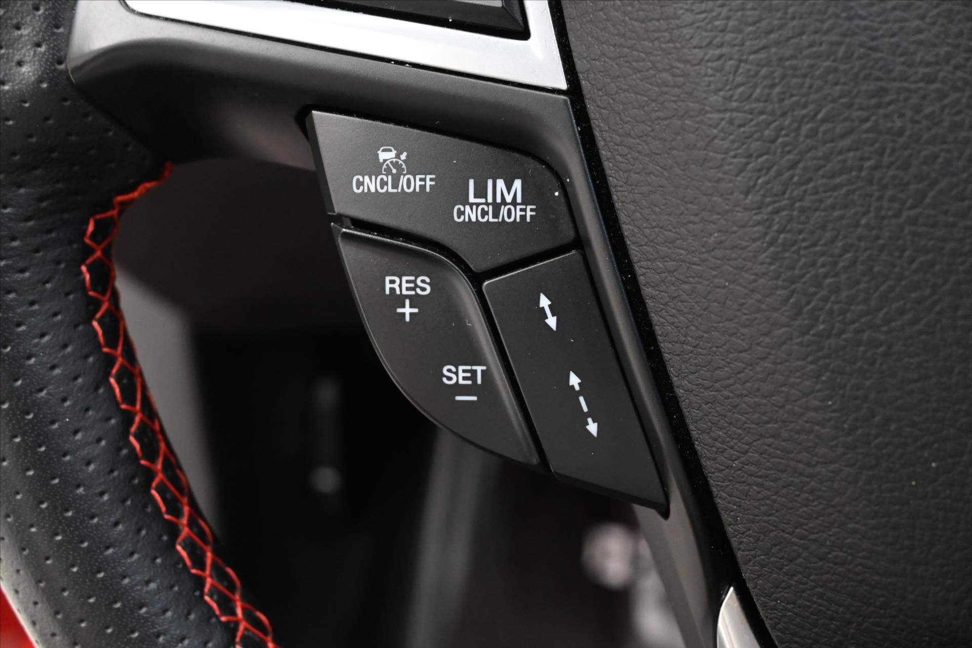 Hlavní fotografie vozu Ford Mondeo 2,0 EcoBlue 140 kW ST-Line Záruka až 5 let (22)