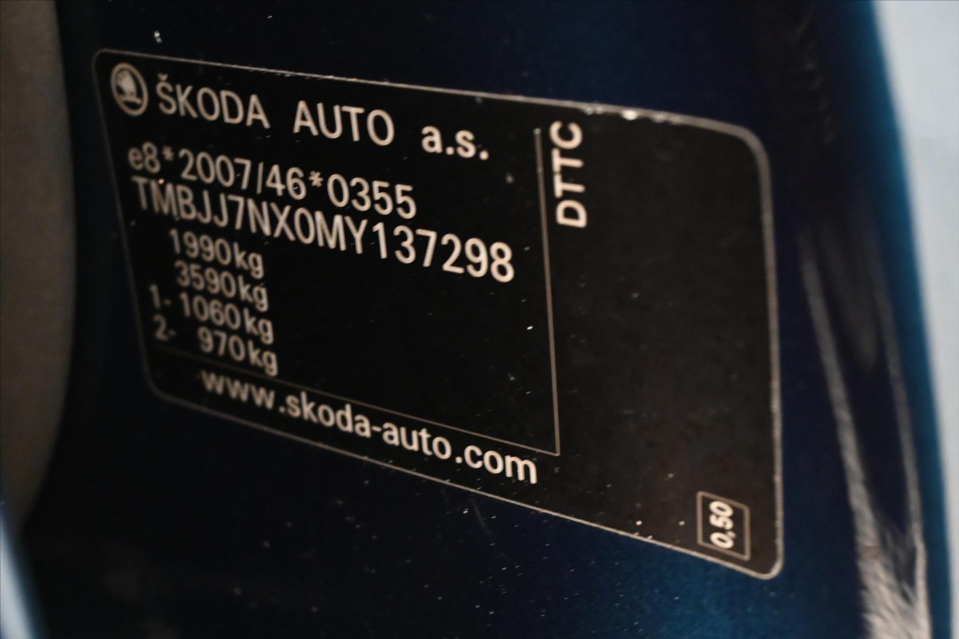 Hlavní fotografie vozu Škoda Octavia 2,0 TDI 110 KW DSG Business Záruka až 5 let (12)