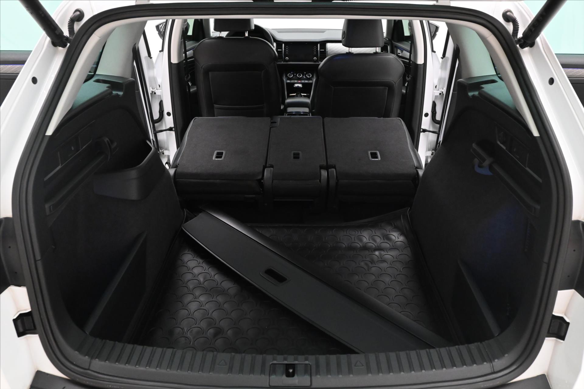 Hlavní fotografie vozu Škoda Kodiaq 2,0 TDI 110kW DSG Style Záruka až 5 let (11)