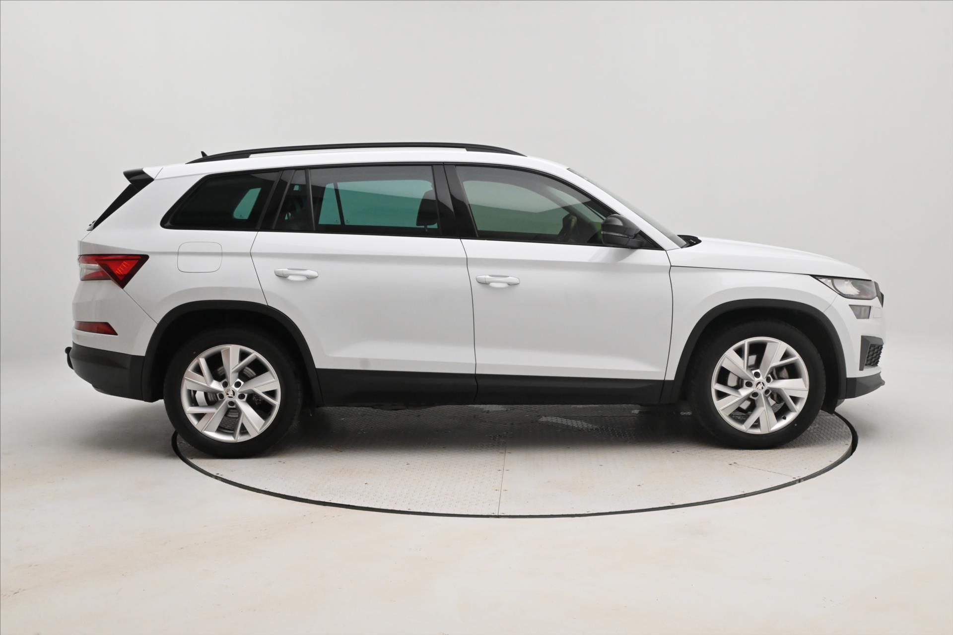 Main photo of the car Skoda Kodiaq 2.0 TDI 110kW DSG Style Warranty up to 5 years (4)