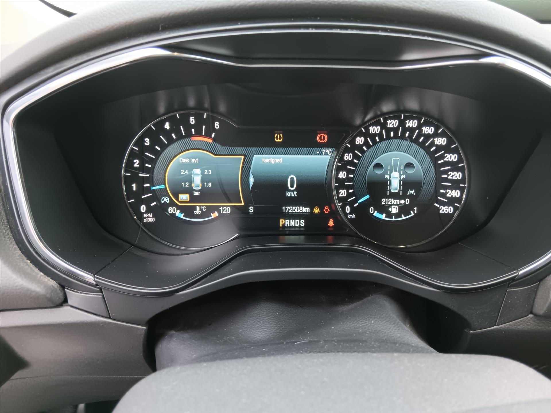 Hlavní fotografie vozu Ford Mondeo 2,0 EcoBlue 110 kW AT8 Navi VŮZ PŘIPRAVUJEME K PROD (4)