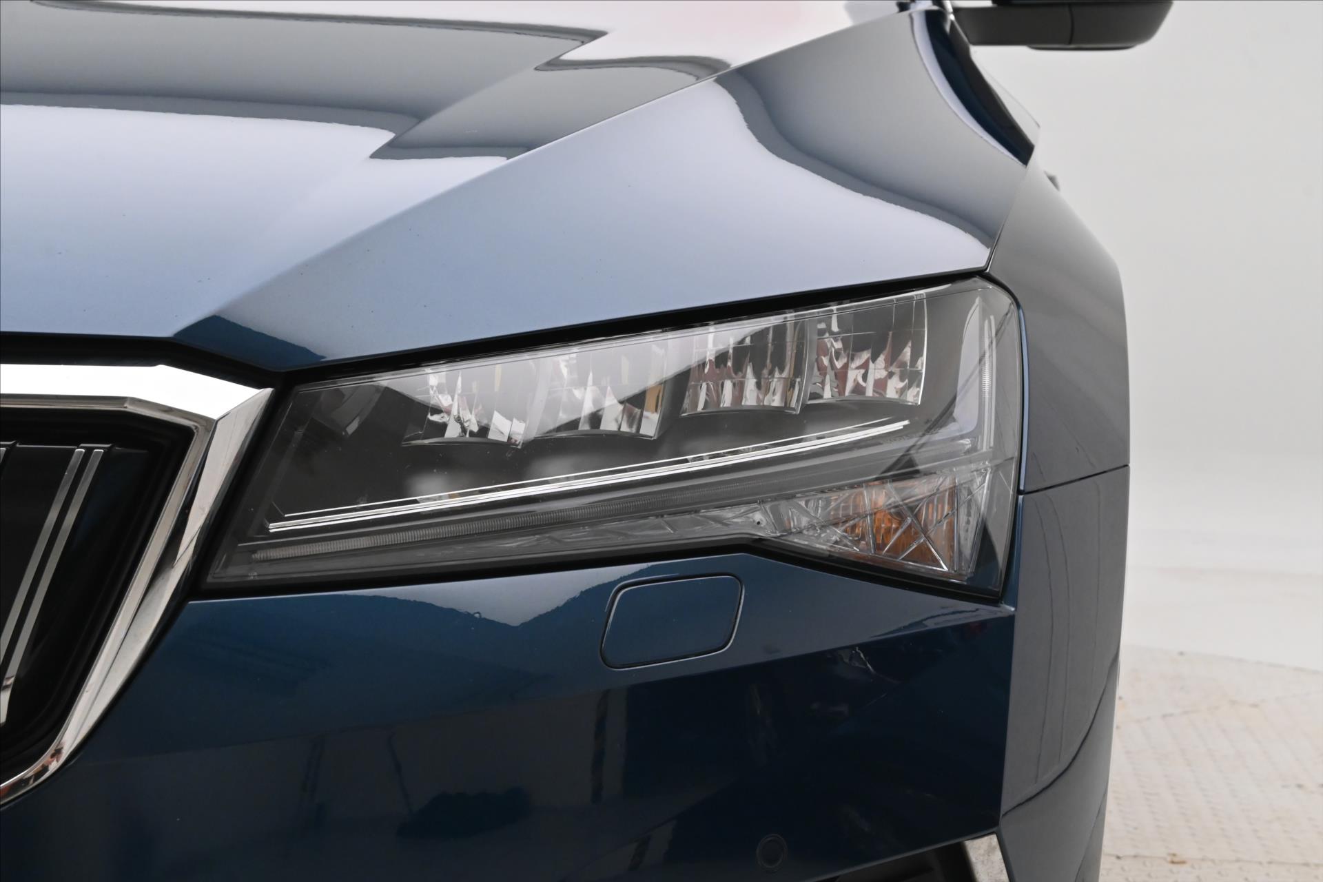Main photo of the car Skoda Superb 1.4 TSI iV 160 kW DSG Style Warranty up to 5 years (31)