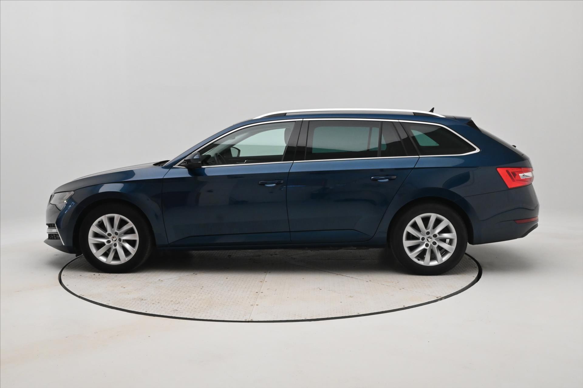 Main photo of the car Skoda Superb 1.4 TSI iV 160 kW DSG Style Warranty up to 5 years (8)
