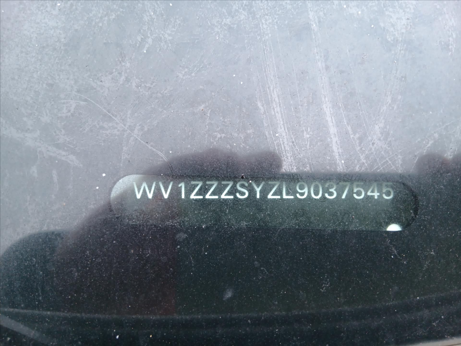 Main photo of the car Volkswagen Crafter 2.0 TDI 103 kW L2H2 WE ARE PREPARING THE CAR FOR SALE (2)