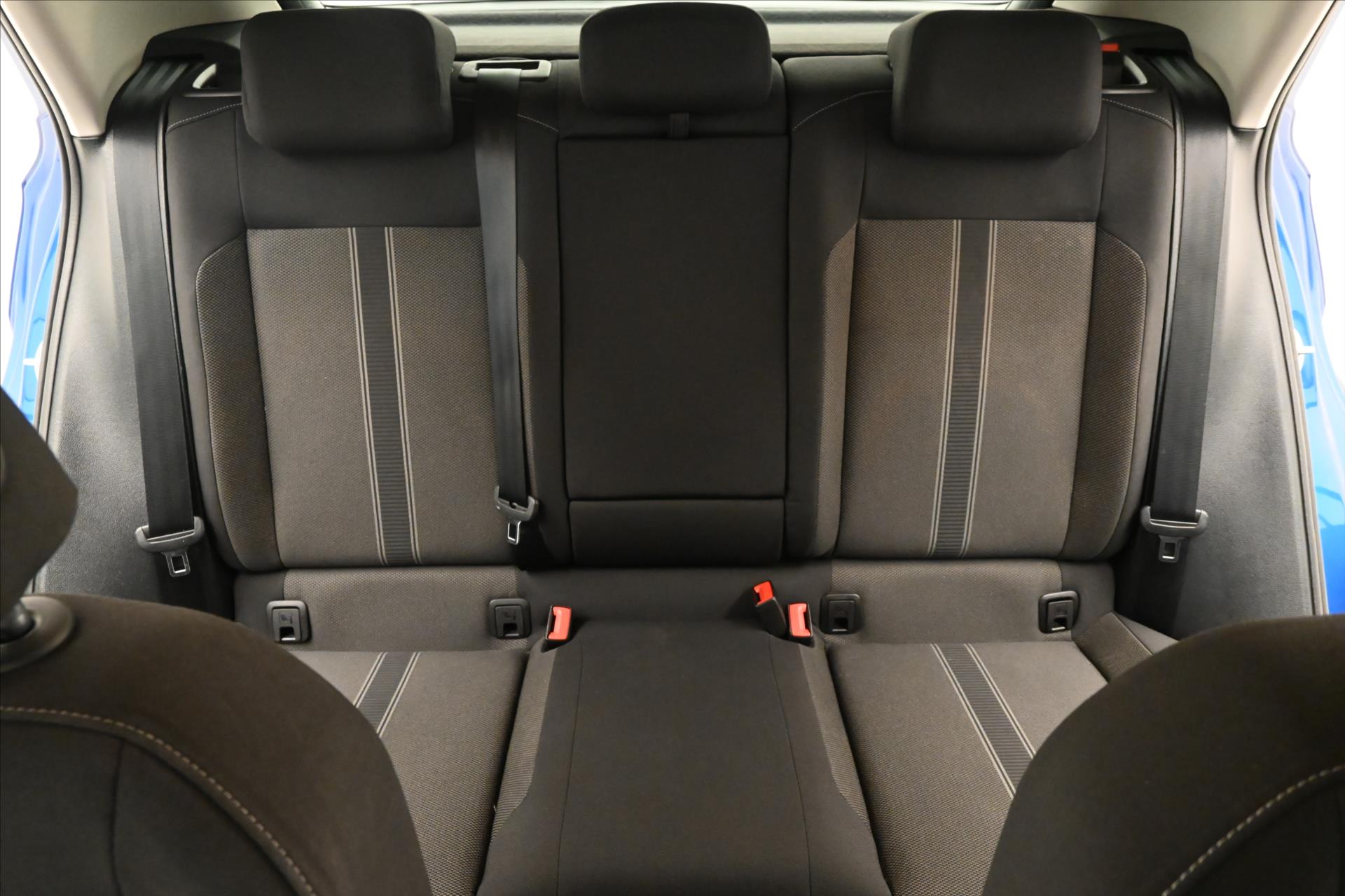 Main photo of the car Volkswagen T-Roc 1.5 TSI 110 kW DSG Navi Warranty up to 5 years (27)