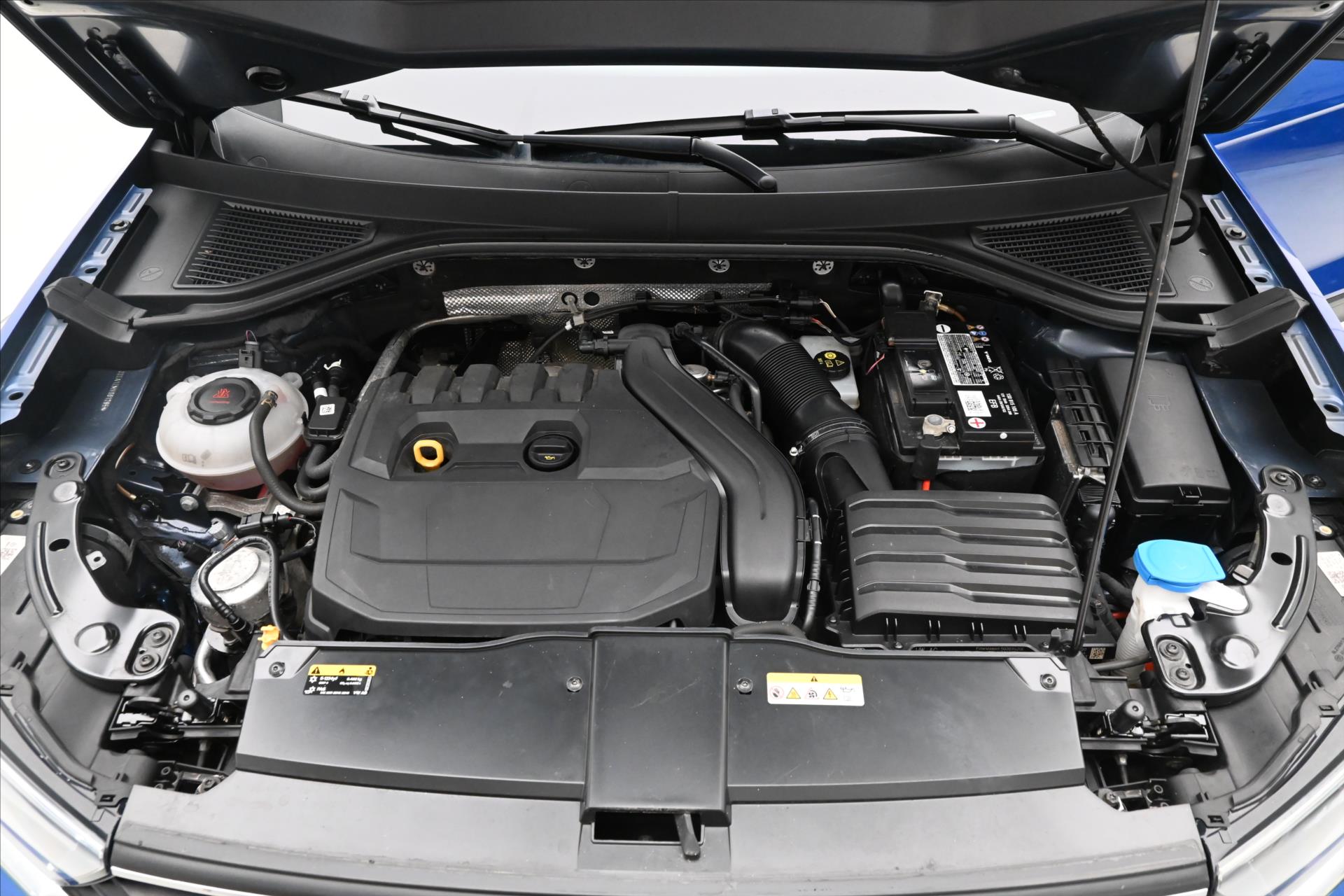 Main photo of the car Volkswagen T-Roc 1.5 TSI 110 kW DSG Navi Warranty up to 5 years (9)