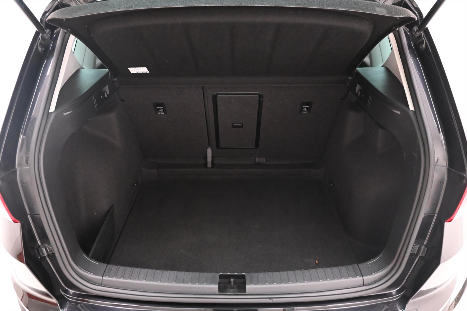 Main photo of the car Seat Ateca 1.6 TDi 85kW ALCANTARA LED Warranty up to 5 years (10)