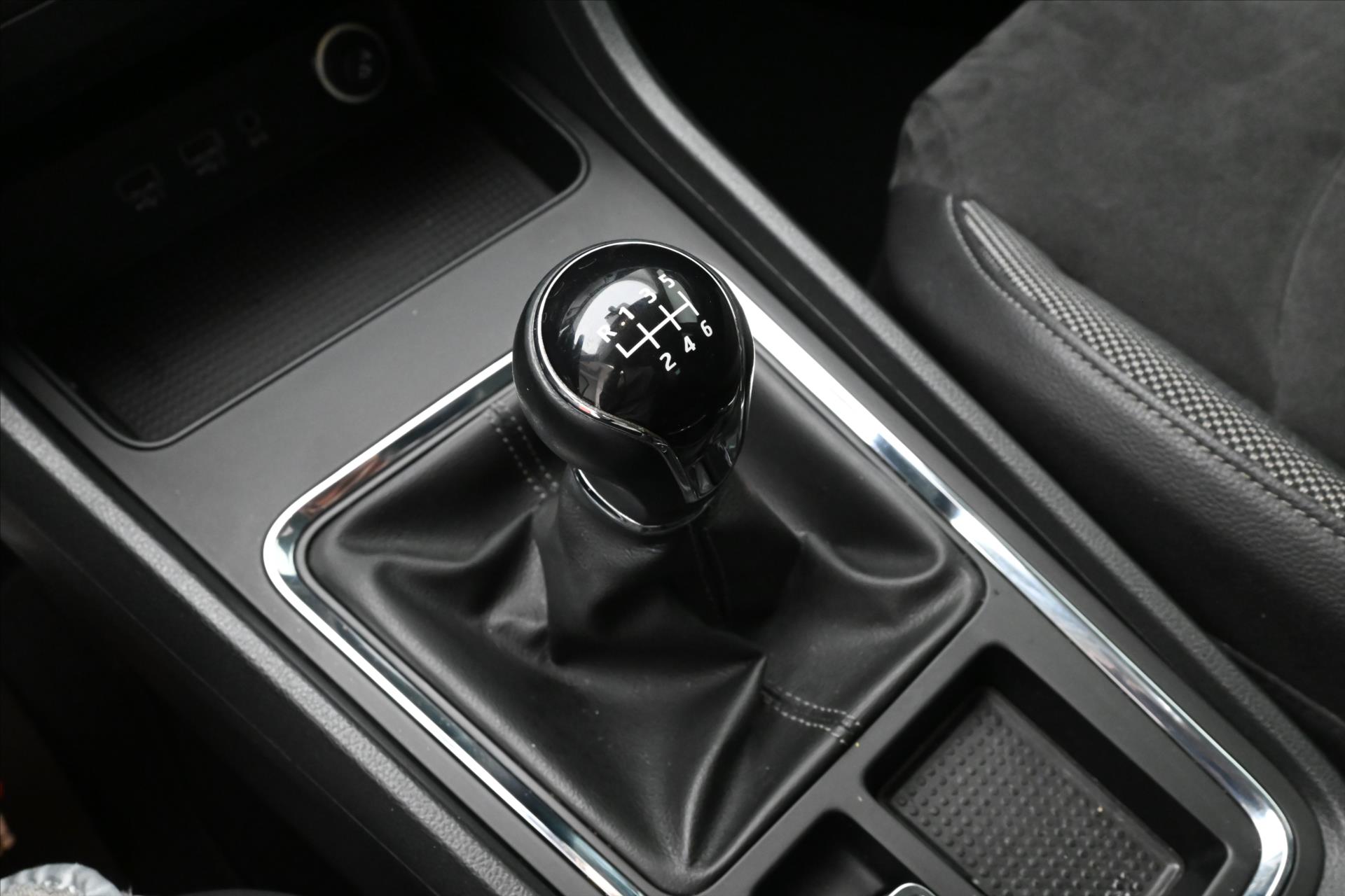 Main photo of the car Seat Ateca 1.6 TDi 85kW ALCANTARA LED Warranty up to 5 years (22)