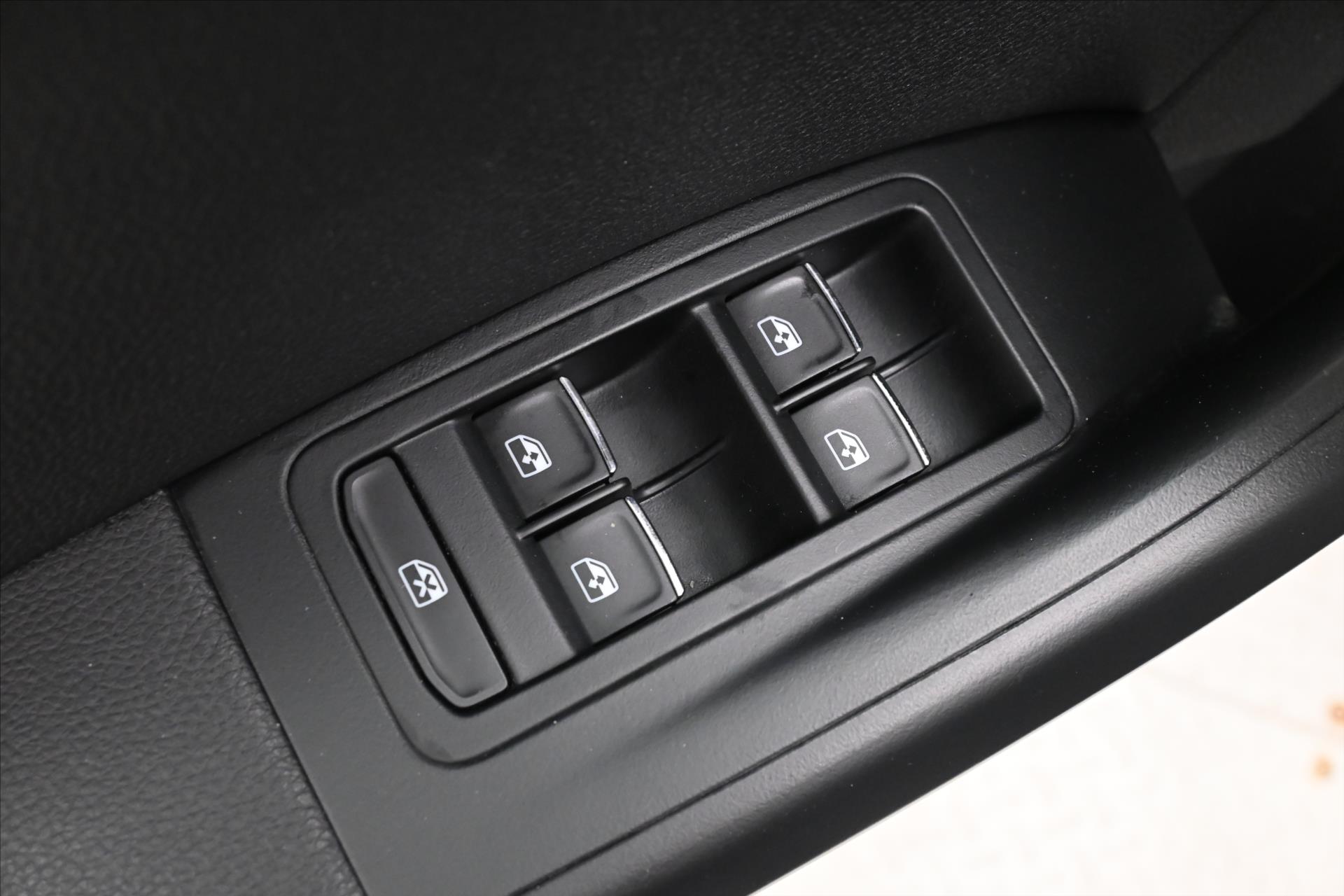 Main photo of the car Seat Ateca 1.6 TDi 85kW ALCANTARA LED Warranty up to 5 years (25)