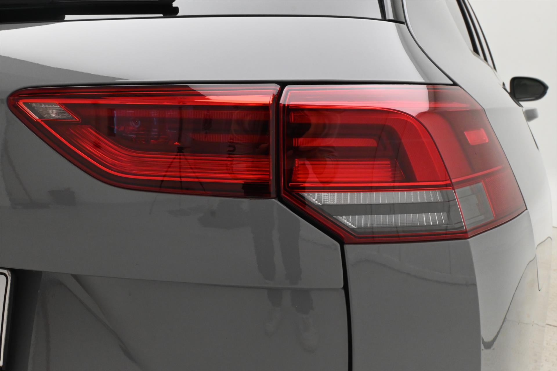 Main photo of the car Volkswagen Golf 1.5 TSI 96 kW Life Business Warranty up to 5 years (30)