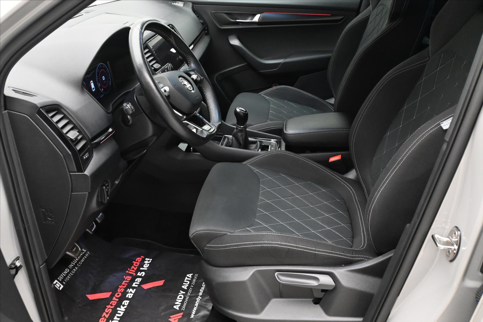 Hlavní fotografie vozu Škoda Karoq 1,5 TSI 110 kW SPORTLINE Záruka až 5 let (13)