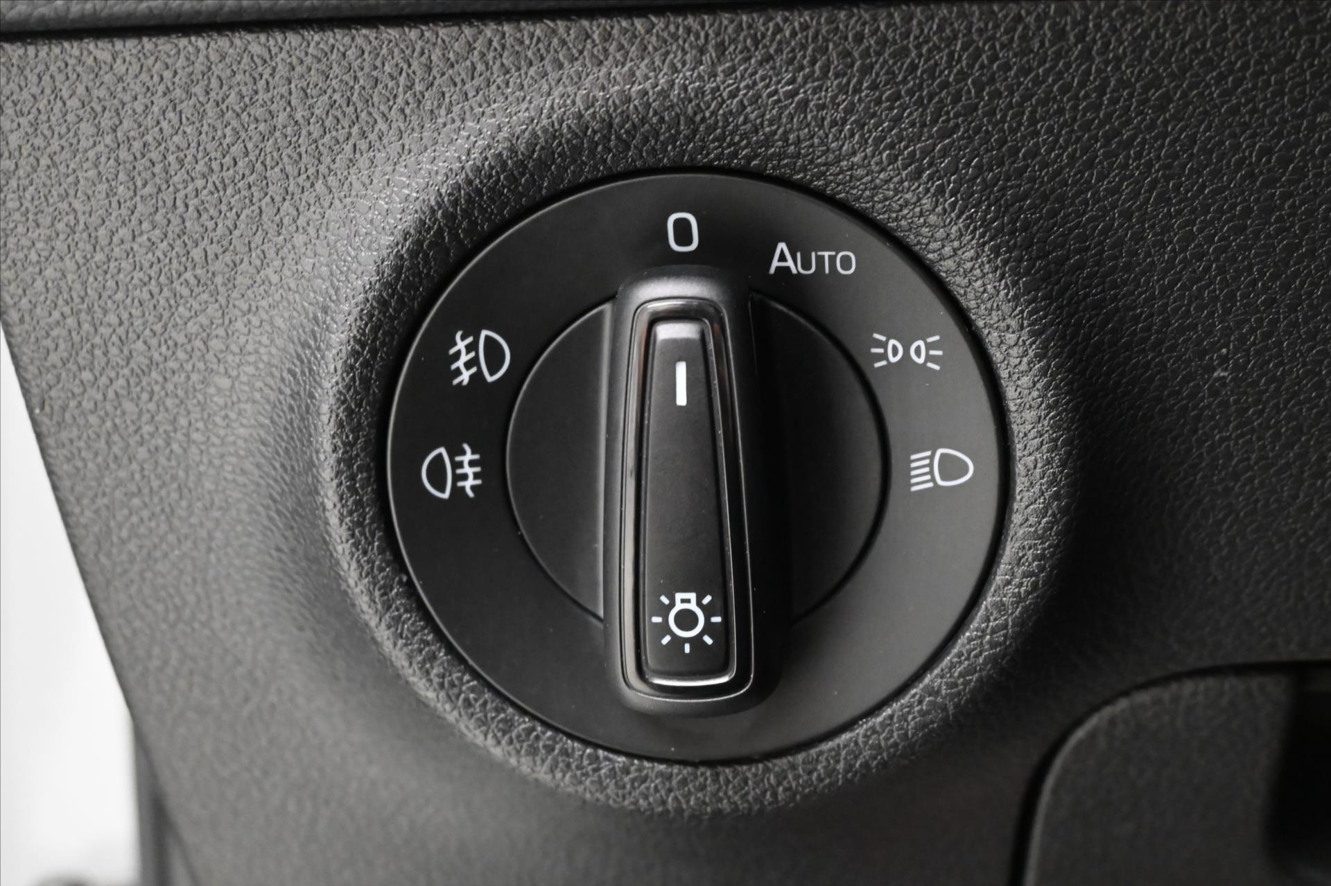 Hlavní fotografie vozu Škoda Karoq 1,5 TSI 110 kW SPORTLINE Záruka až 5 let (26)