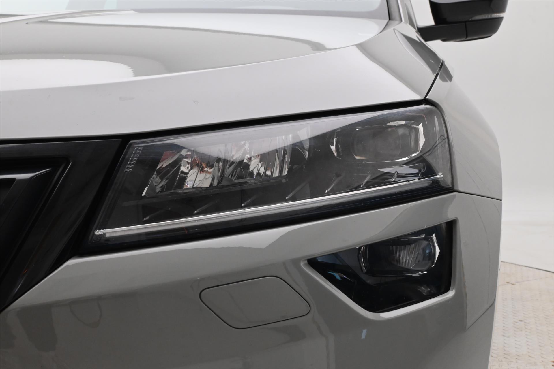 Hlavní fotografie vozu Škoda Karoq 1,5 TSI 110 kW SPORTLINE Záruka až 5 let (29)