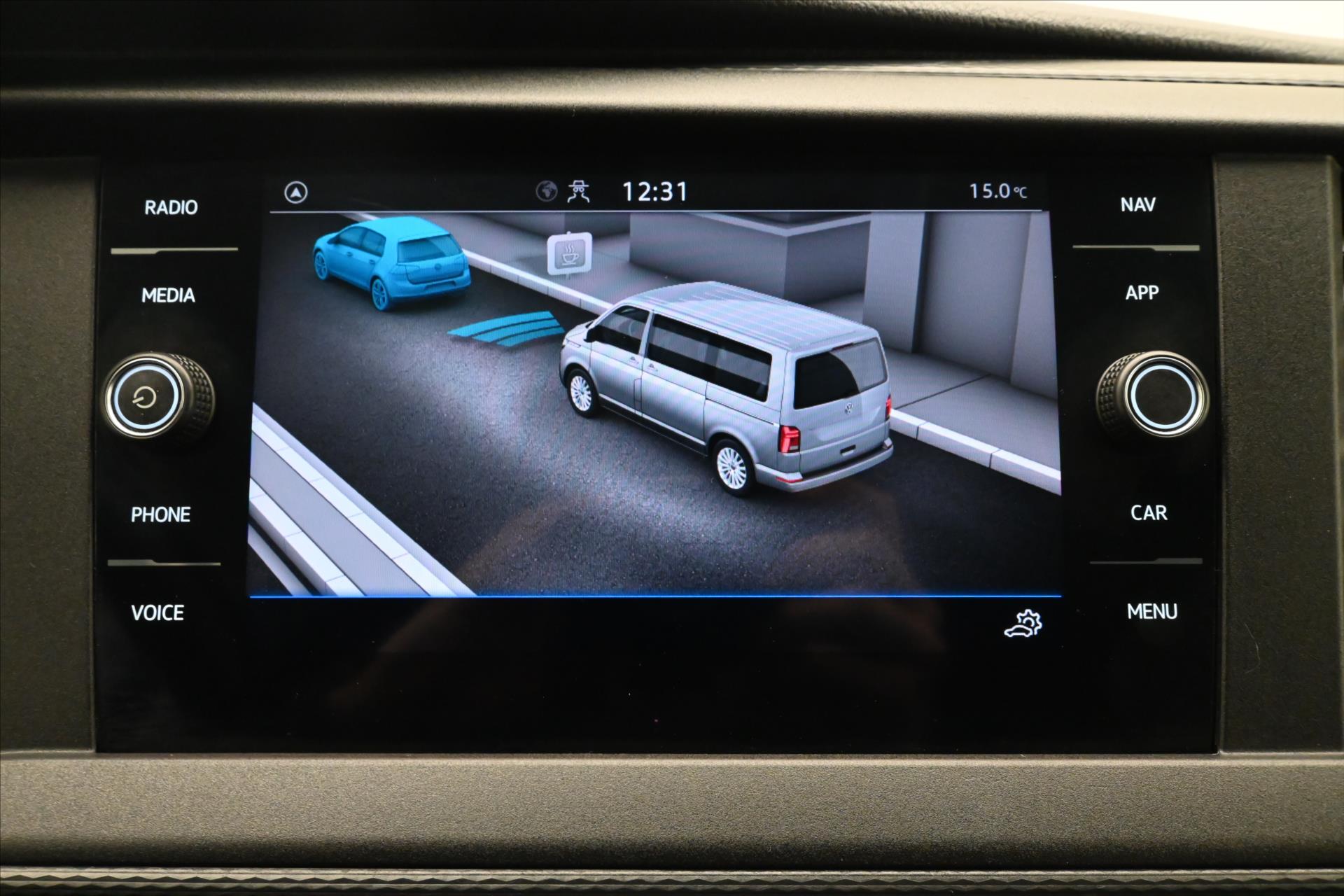 Hlavní fotografie vozu Volkswagen Transporter 2,0 TDI 110 kW DSG LONG Záruka až 5 let (19)