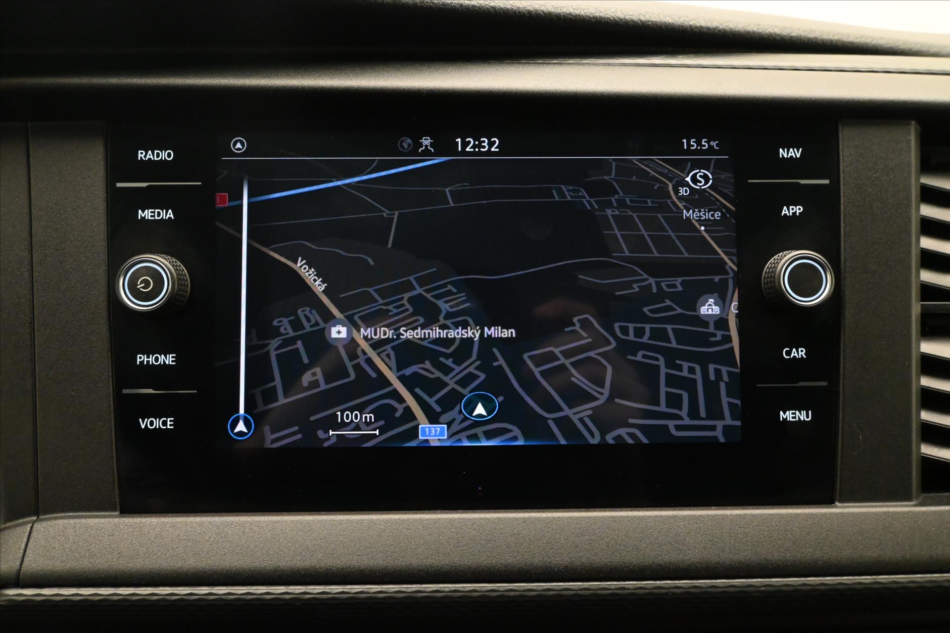 Hlavní fotografie vozu Volkswagen Transporter 2,0 TDI 110 kW DSG LONG Záruka až 5 let (20)