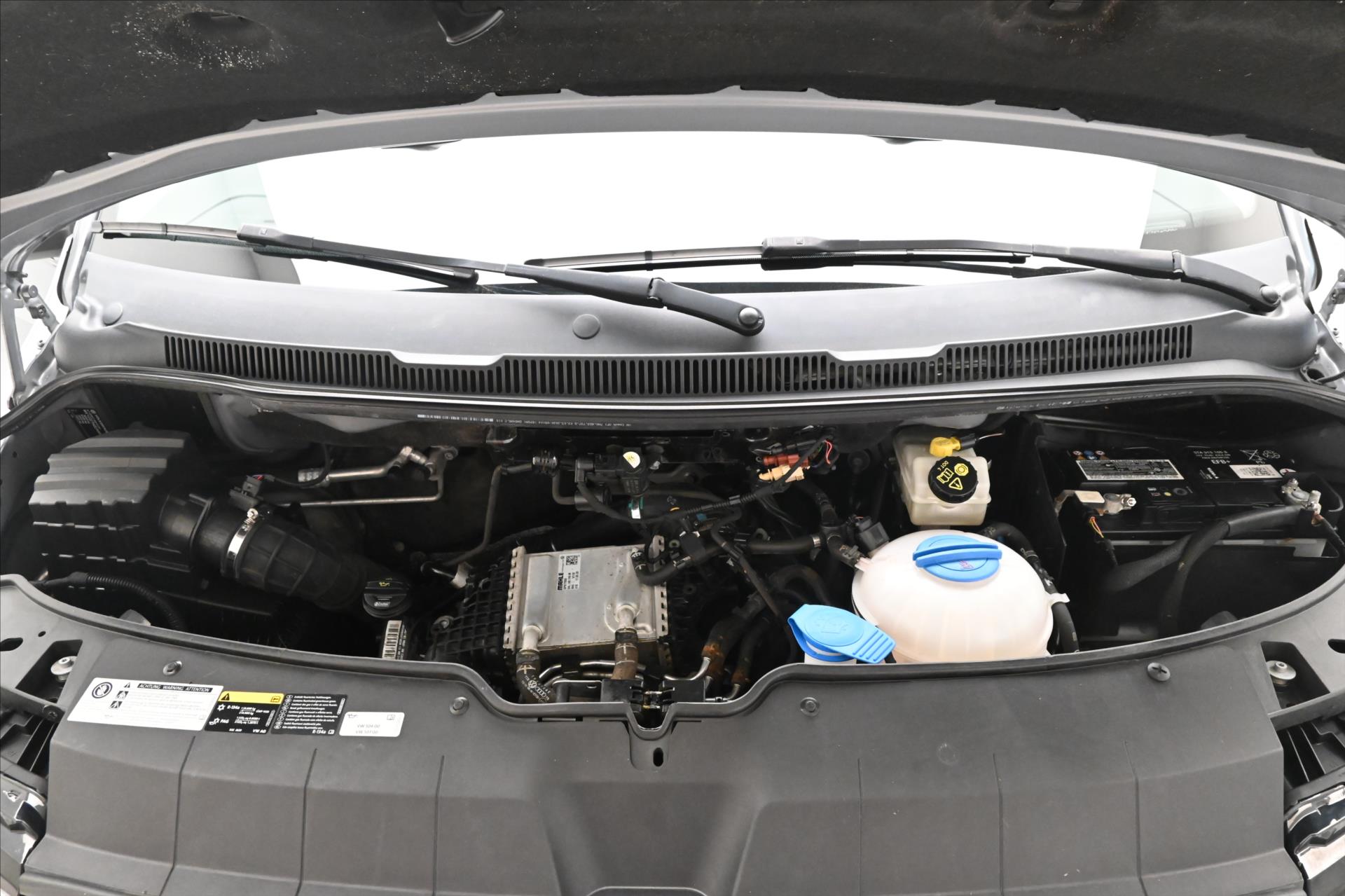 Hlavní fotografie vozu Volkswagen Transporter 2,0 TDI 110 kW DSG LONG Záruka až 5 let (9)