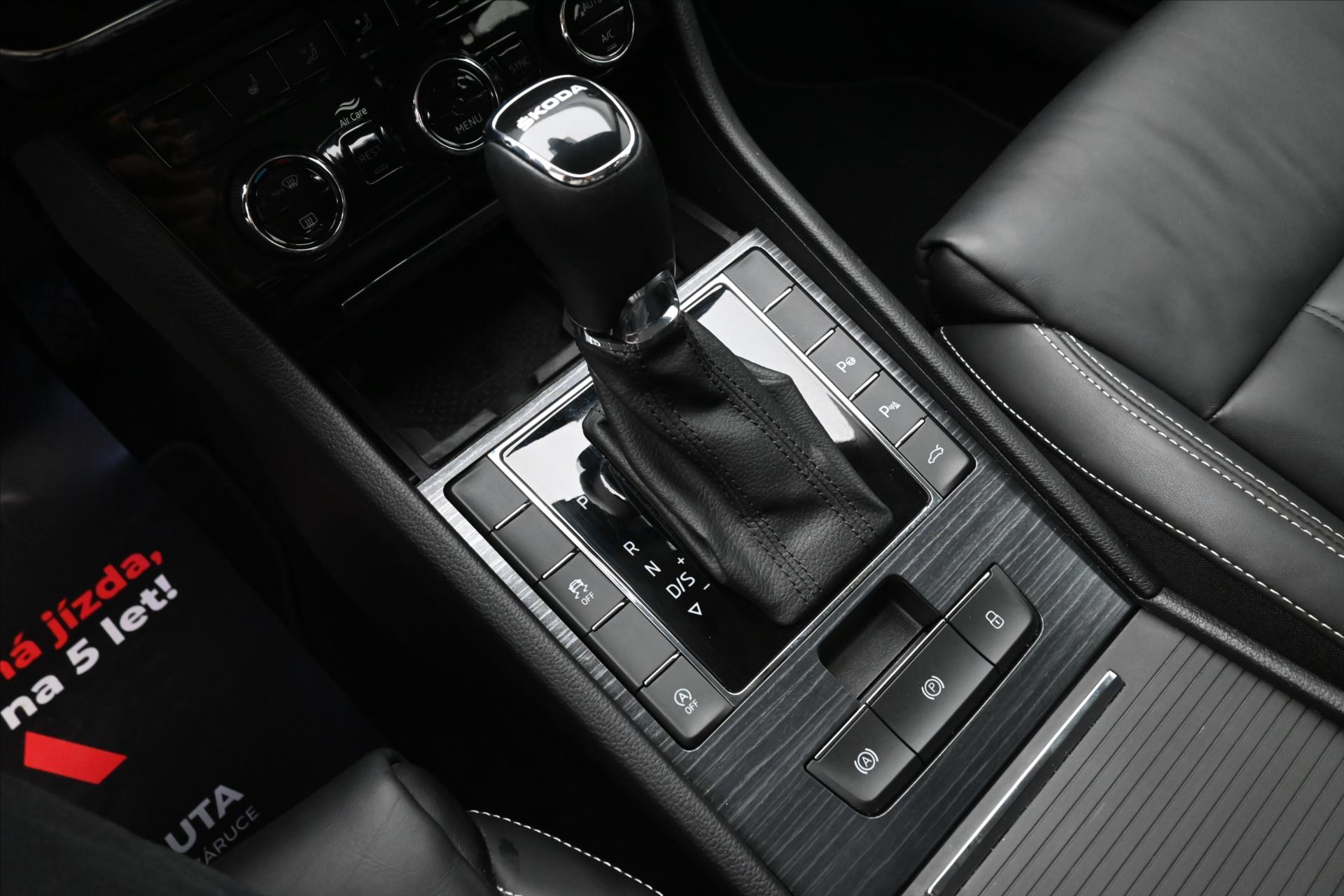 Hlavní fotografie vozu Škoda Superb 2,0 TDI 147 kW DSG STYLE Záruka až 5 let (23)