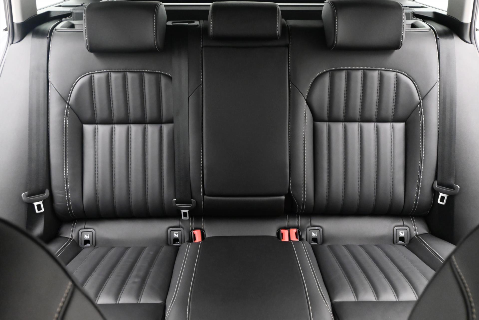 Hlavní fotografie vozu Škoda Superb 2,0 TDI 147 kW DSG STYLE Záruka až 5 let (29)