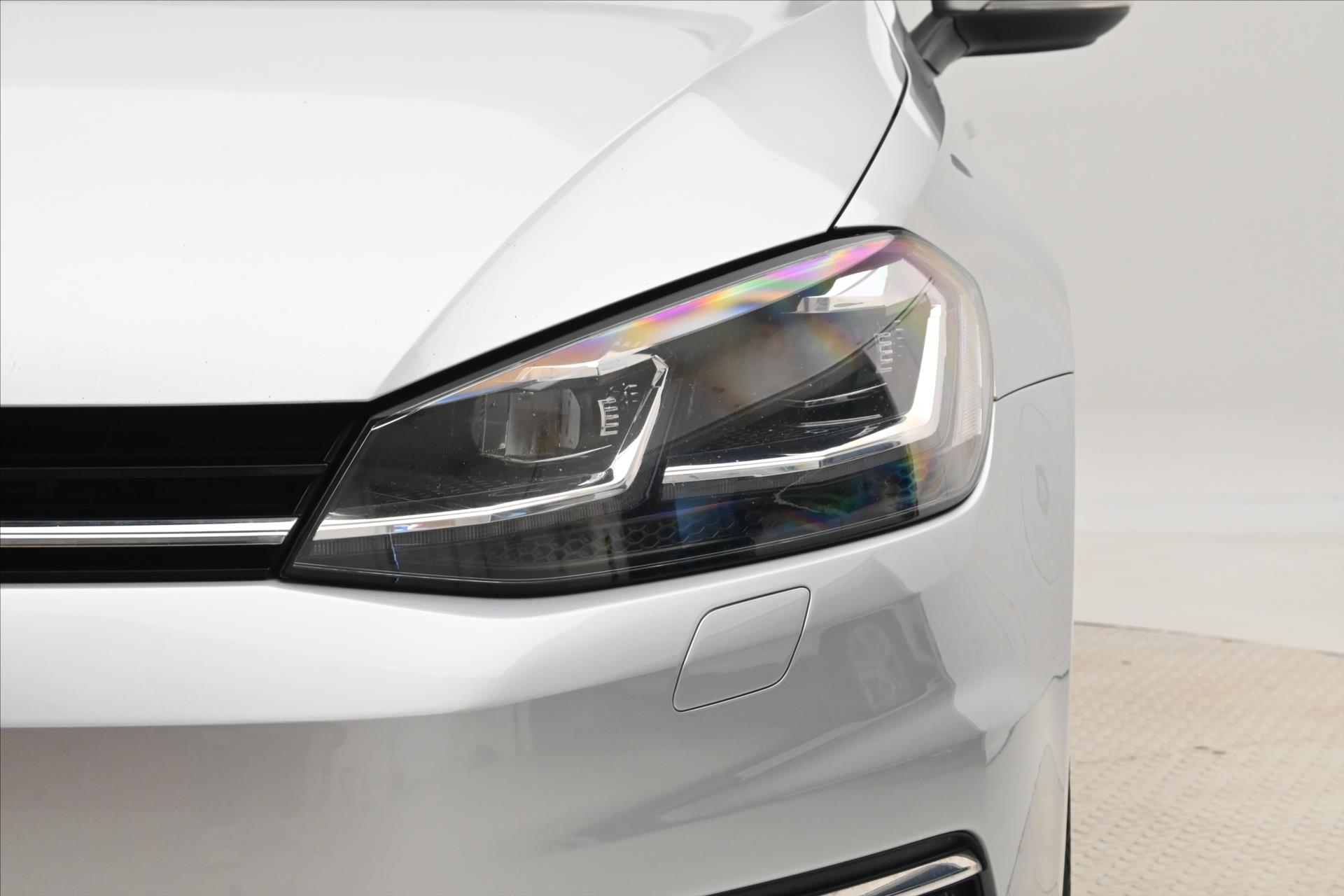 Main photo of the car Volkswagen Golf 2.0 TDI 110 KW DSG COMFORTLINE Warranty up to 5 years (28)