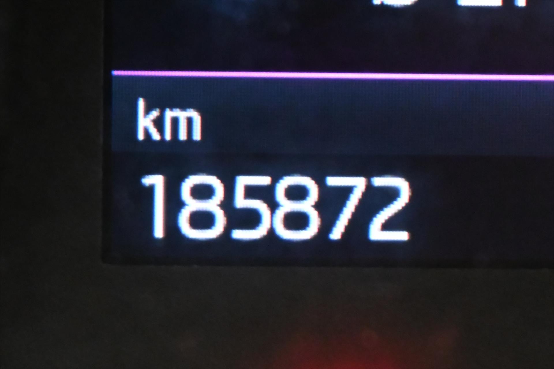 Hlavní fotografie vozu Škoda Superb 2,0 TDi 110kW DSG STYLE Záruka až 5 let (17)