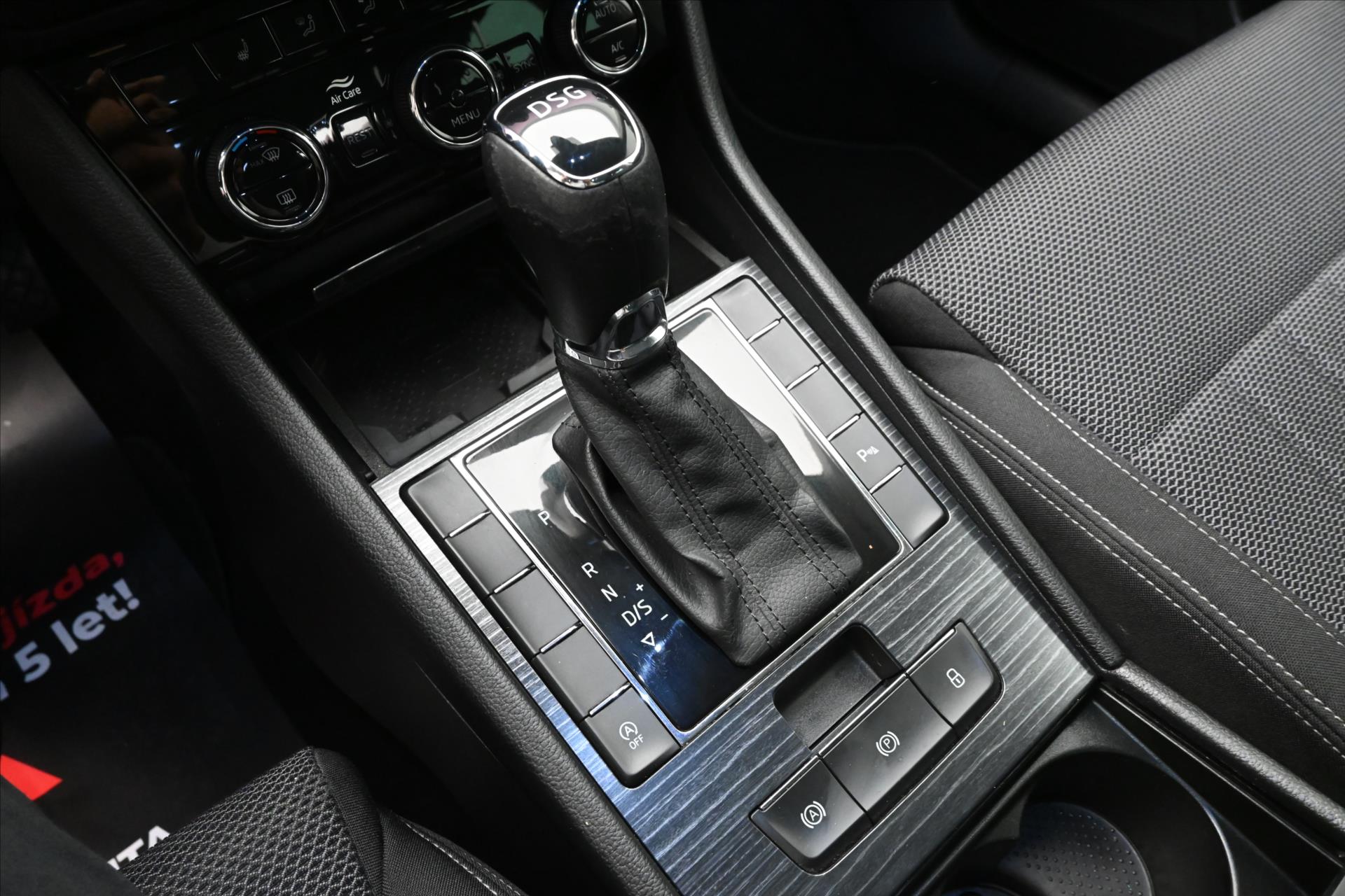 Hlavní fotografie vozu Škoda Superb 2,0 TDi 110kW DSG STYLE Záruka až 5 let (22)