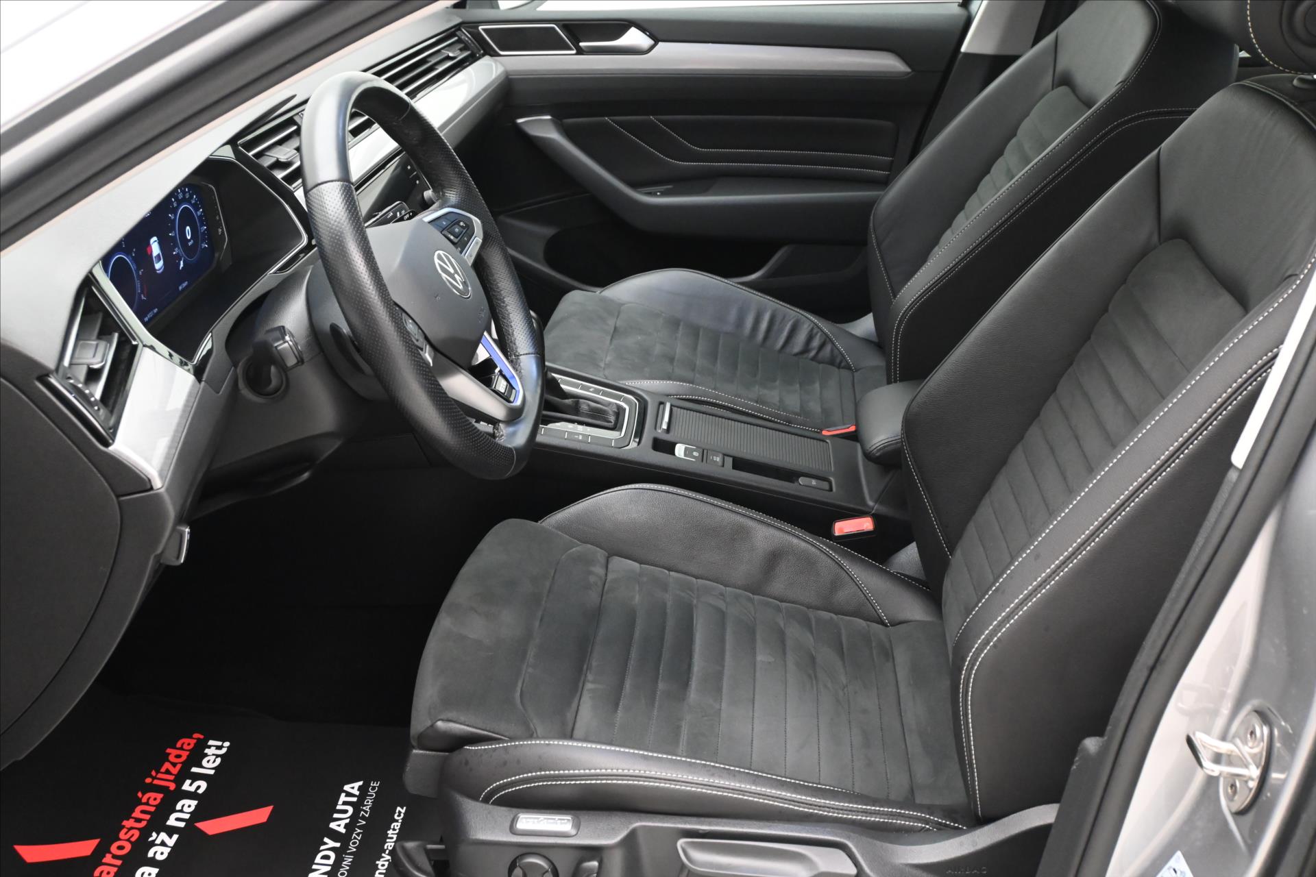 Hlavní fotografie vozu Volkswagen Passat 1,4 TSI GTE 160 kW DSG Highline Záruka až 5 let (13)