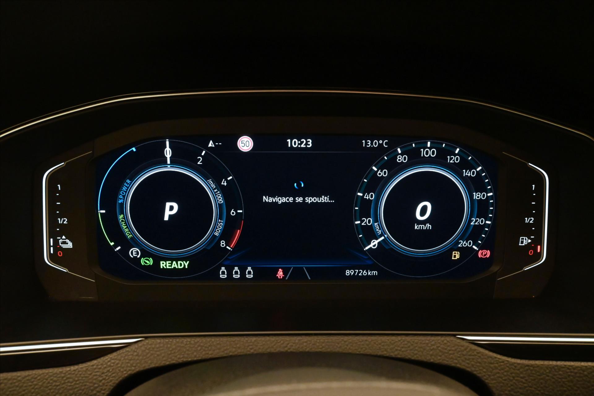 Hlavní fotografie vozu Volkswagen Passat 1,4 TSI GTE 160 kW DSG Highline Záruka až 5 let (16)