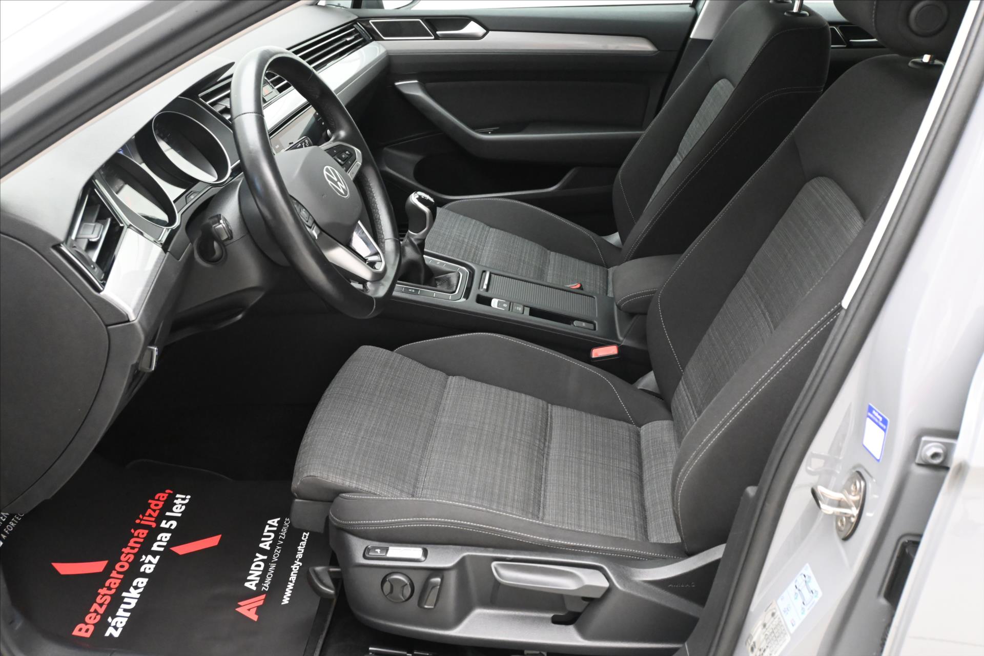 Main photo of the car Volkswagen Passat 2.0 TDI 110 kW Business Warranty up to 5 years (13)