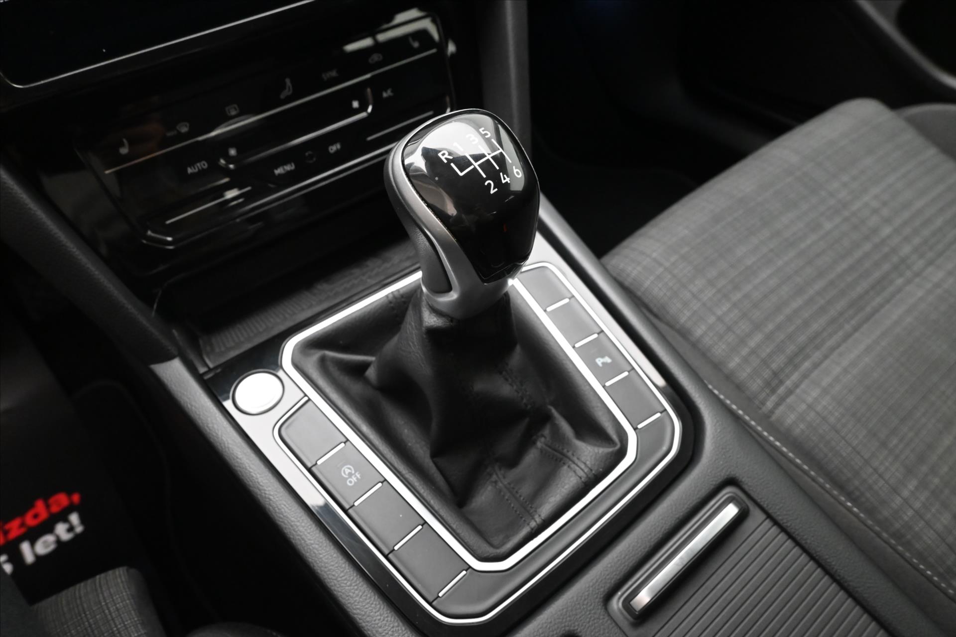 Main photo of the car Volkswagen Passat 2.0 TDI 110 kW Business Warranty up to 5 years (23)