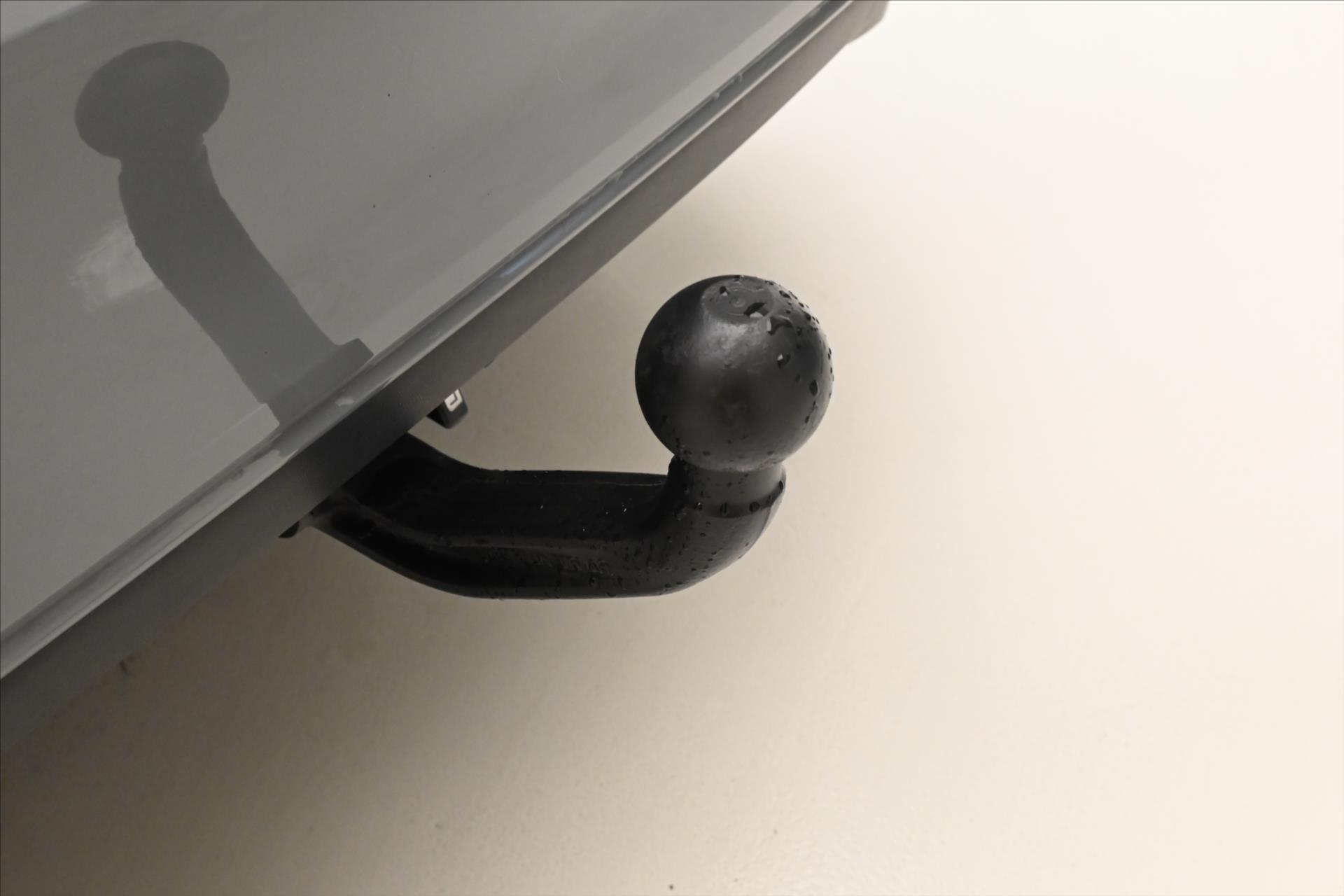 Main photo of the car Volkswagen Passat 2.0 TDI 110 kW Business Warranty up to 5 years (29)