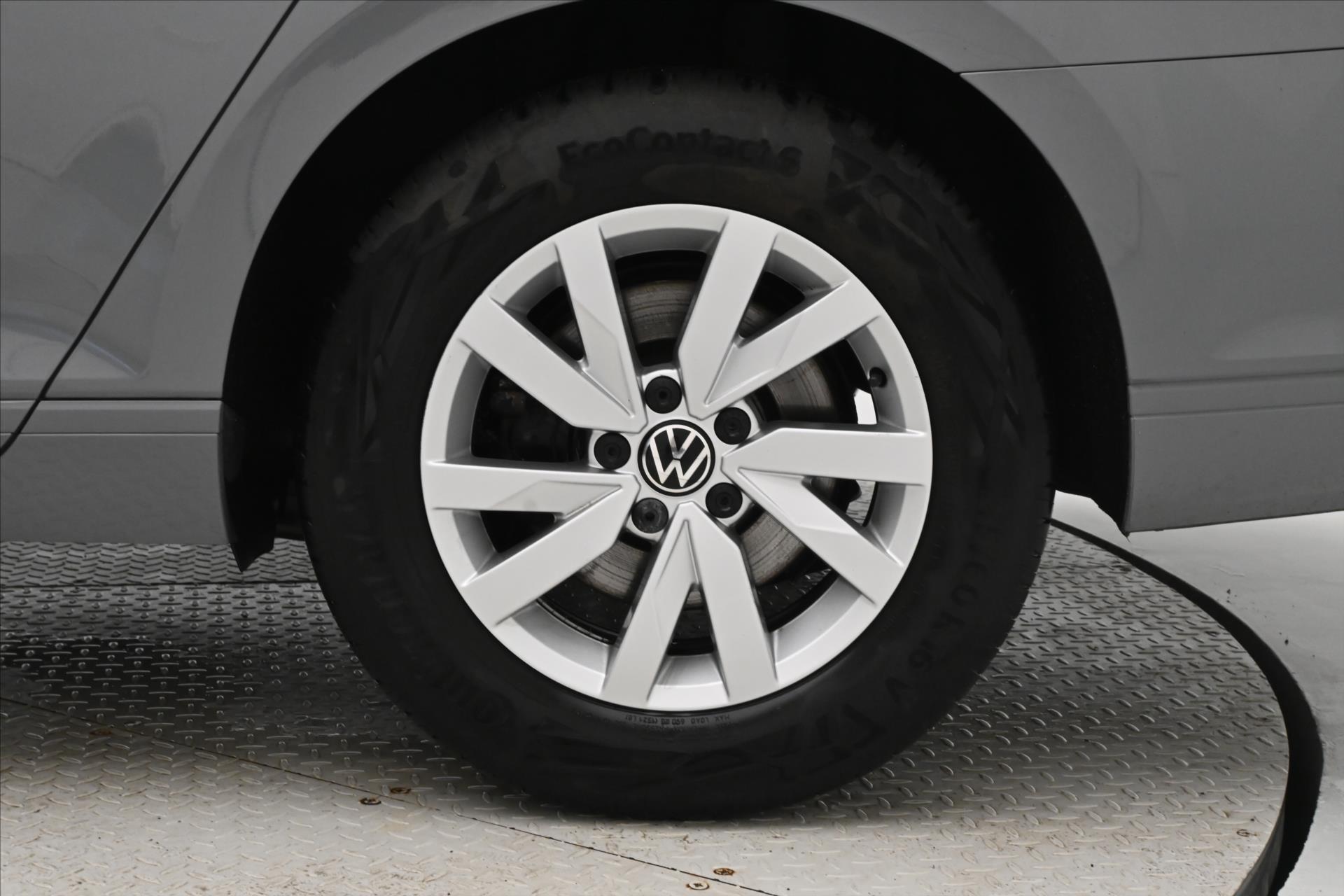 Main photo of the car Volkswagen Passat 2.0 TDI 110 kW Business Warranty up to 5 years (32)