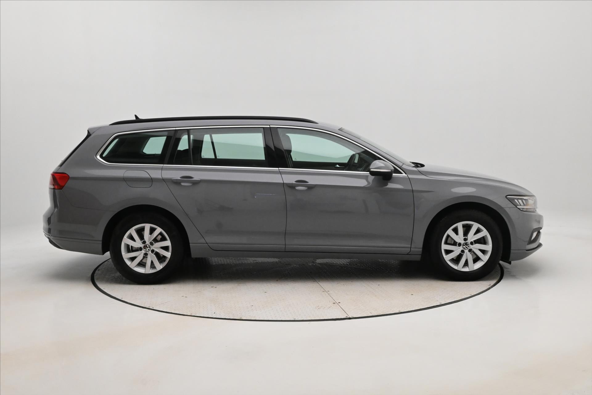 Main photo of the car Volkswagen Passat 2.0 TDI 110 kW Business Warranty up to 5 years (4)