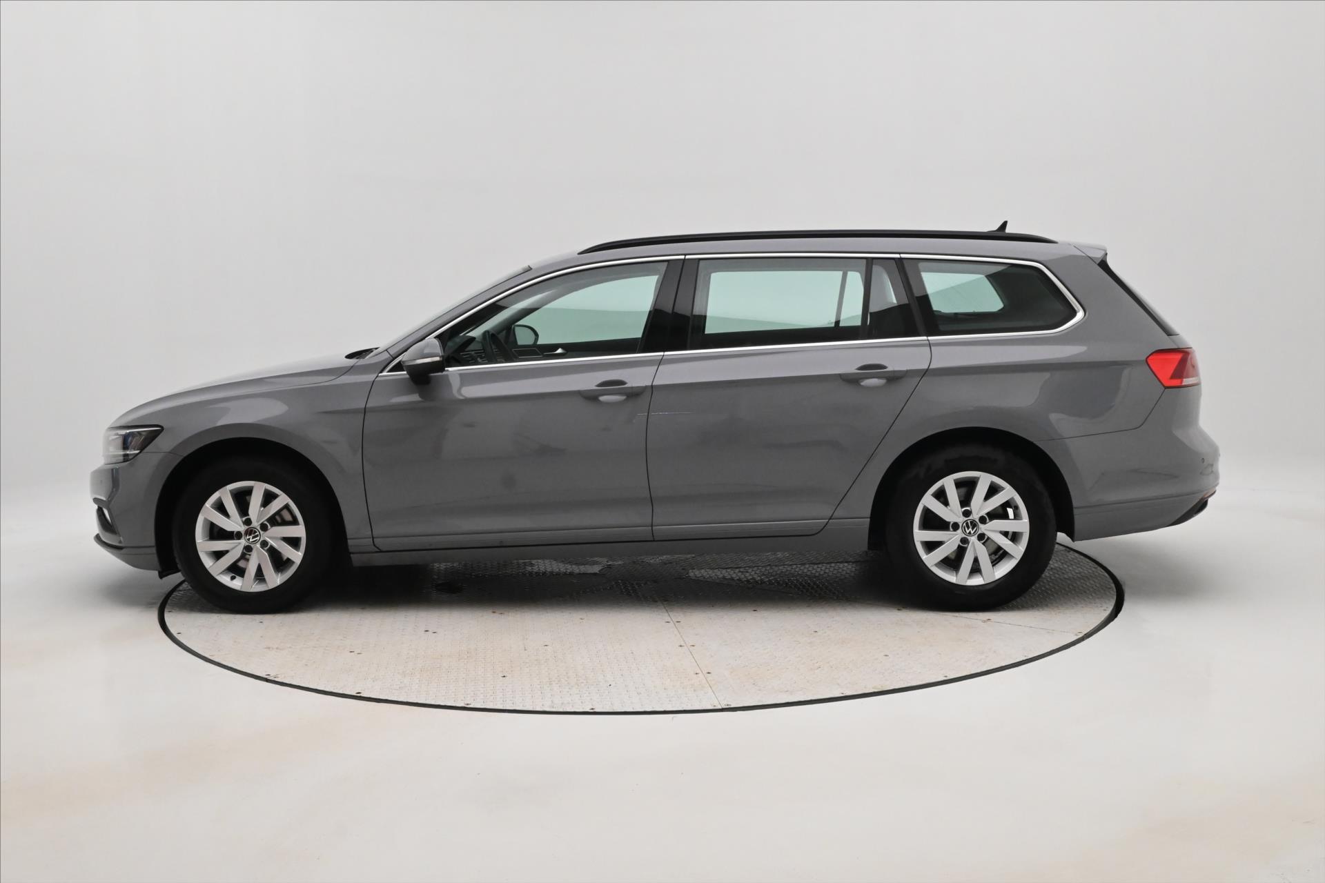 Main photo of the car Volkswagen Passat 2.0 TDI 110 kW Business Warranty up to 5 years (8)