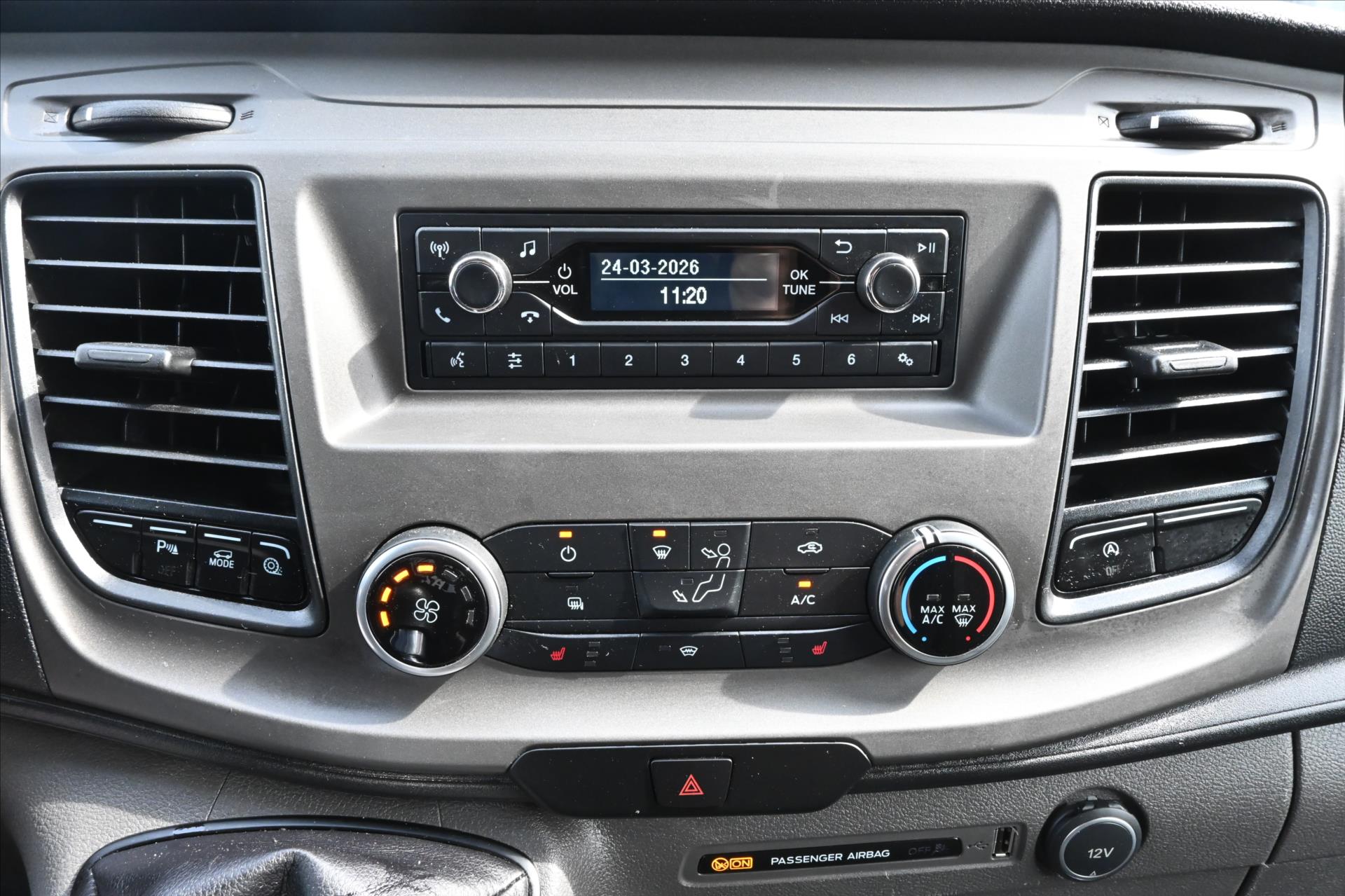 Hlavní fotografie vozu Ford Transit 2,0 EcoBlue 96kW L2H2 Záruka až 5 let (20)