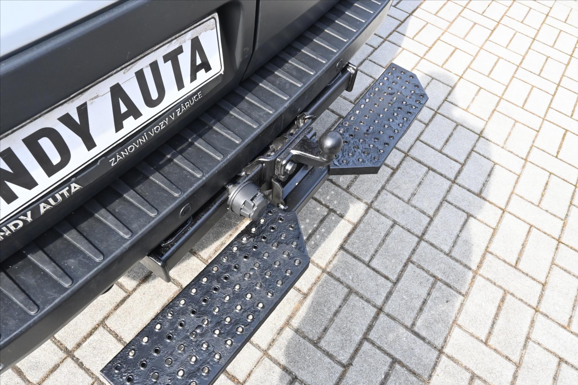 Hlavní fotografie vozu Ford Transit 2,0 EcoBlue 96kW L2H2 Záruka až 5 let (26)