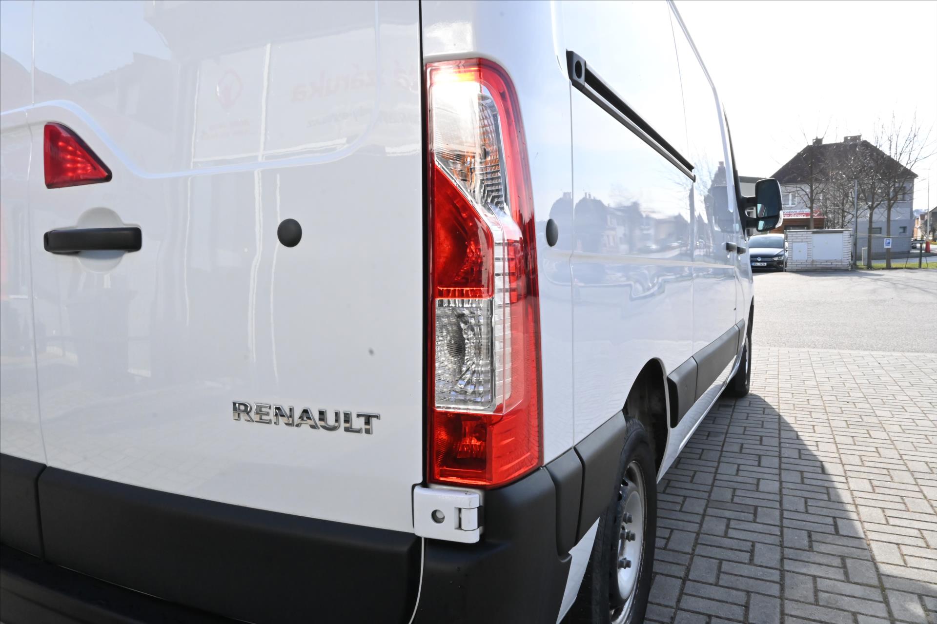 Hlavní fotografie vozu Renault Master 2,3 DCI 110 KW L2H2 Záruka až 5 let (27)