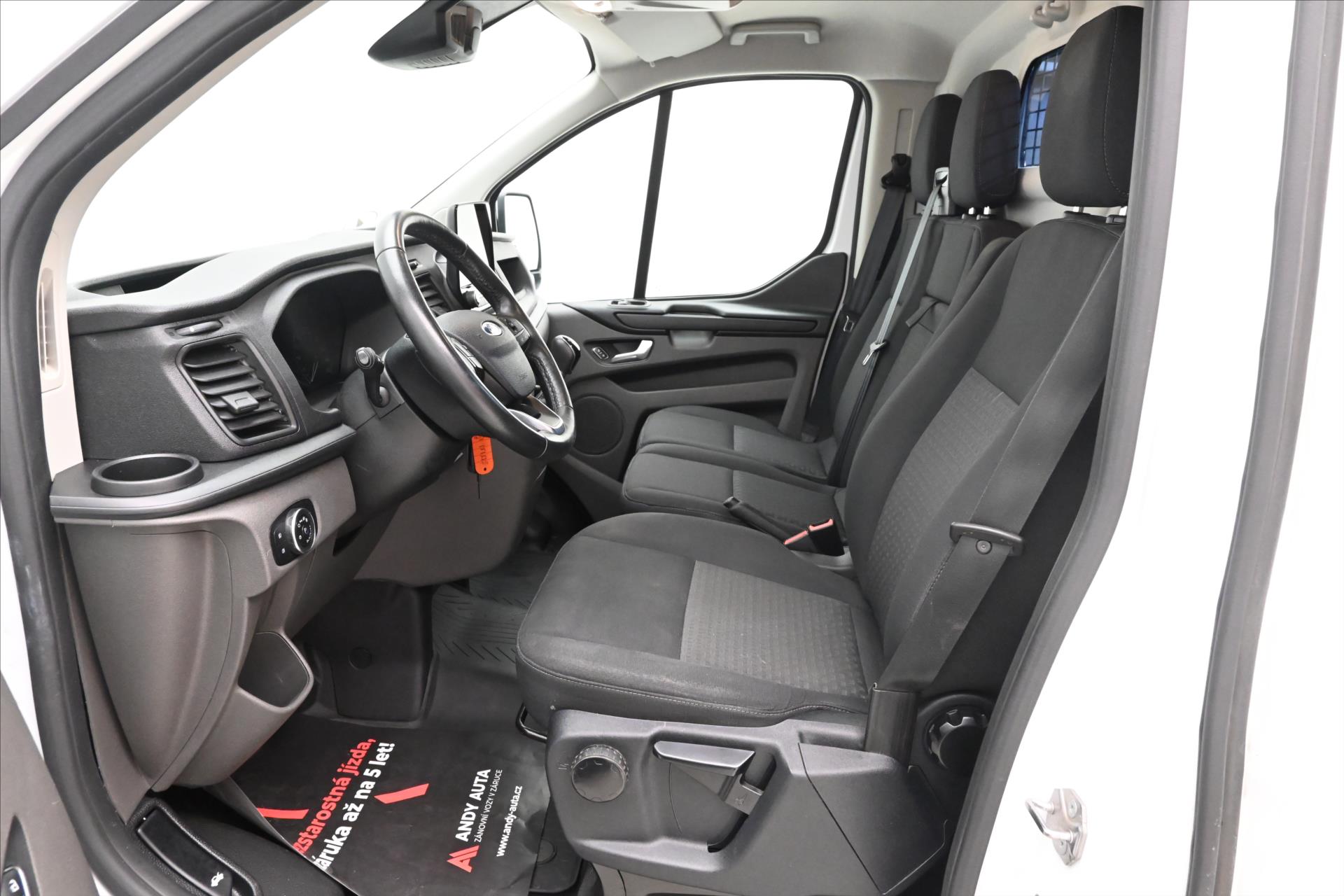 Hlavní fotografie vozu Ford Transit Custom 2,0 ECOBLUE 96KW L2H1 Záruka až 5 let (13)