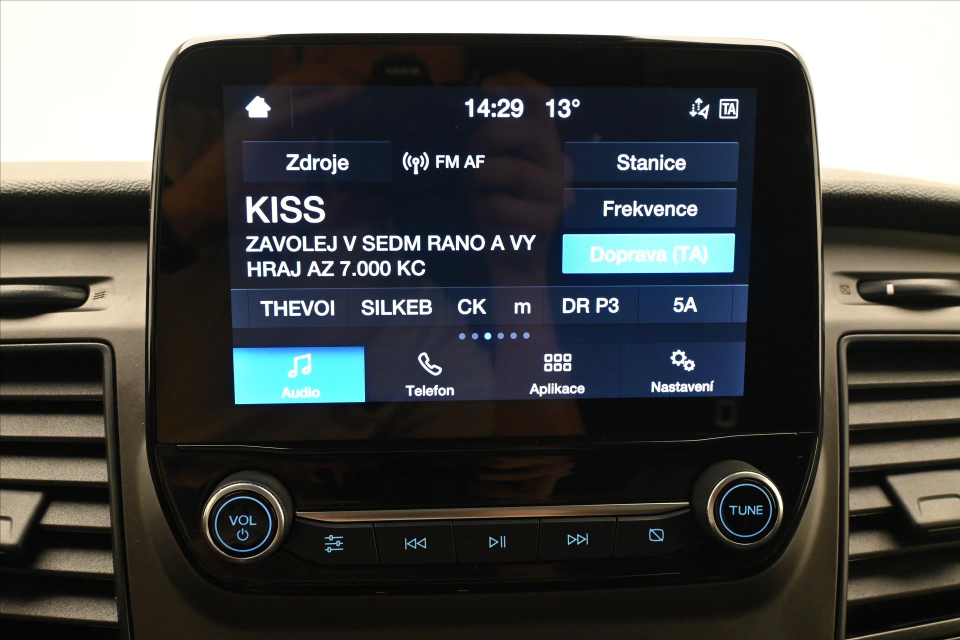 Hlavní fotografie vozu Ford Transit Custom 2,0 ECOBLUE 96KW L2H1 Záruka až 5 let (19)