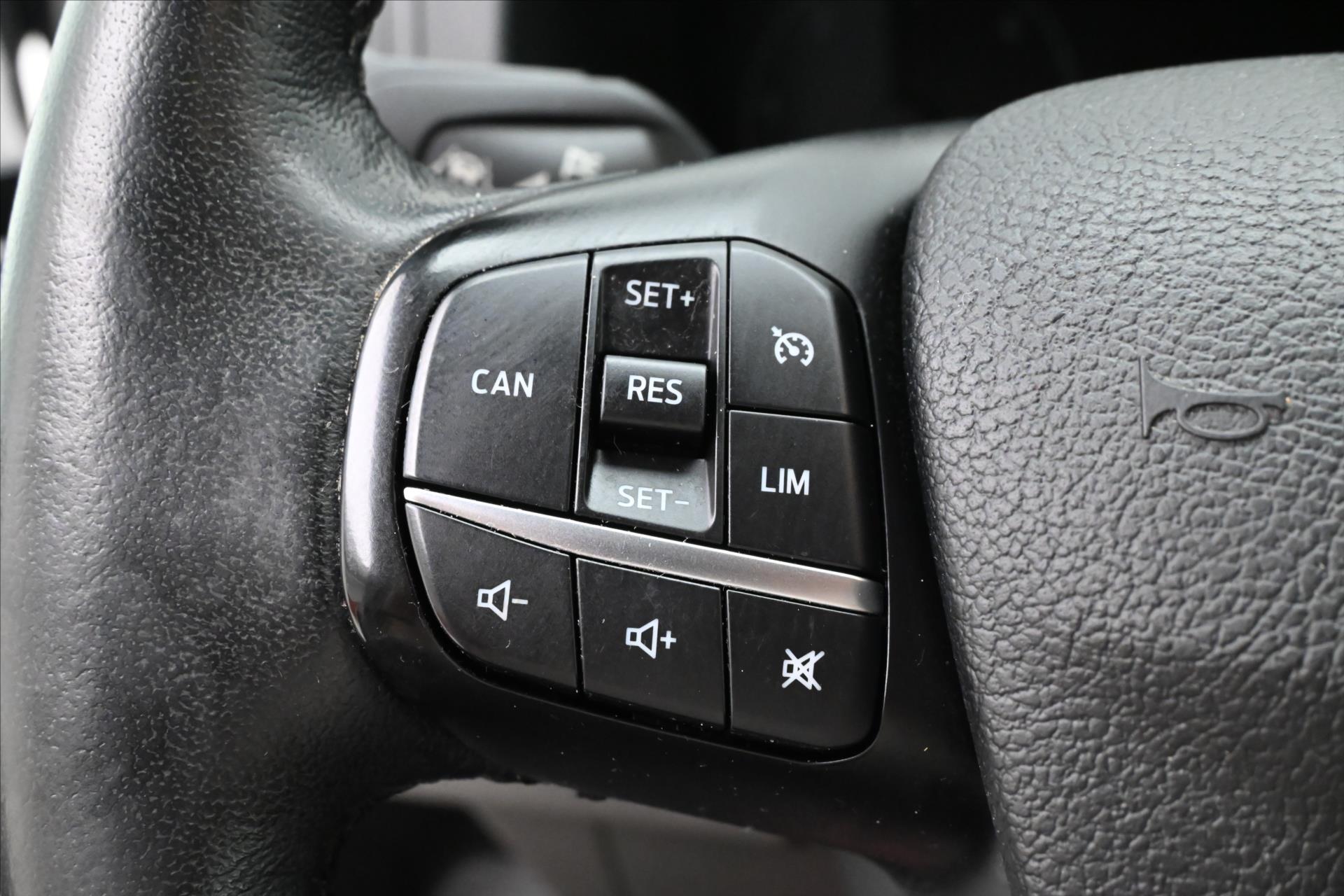 Hlavní fotografie vozu Ford Transit Custom 2,0 ECOBLUE 96KW L2H1 Záruka až 5 let (22)