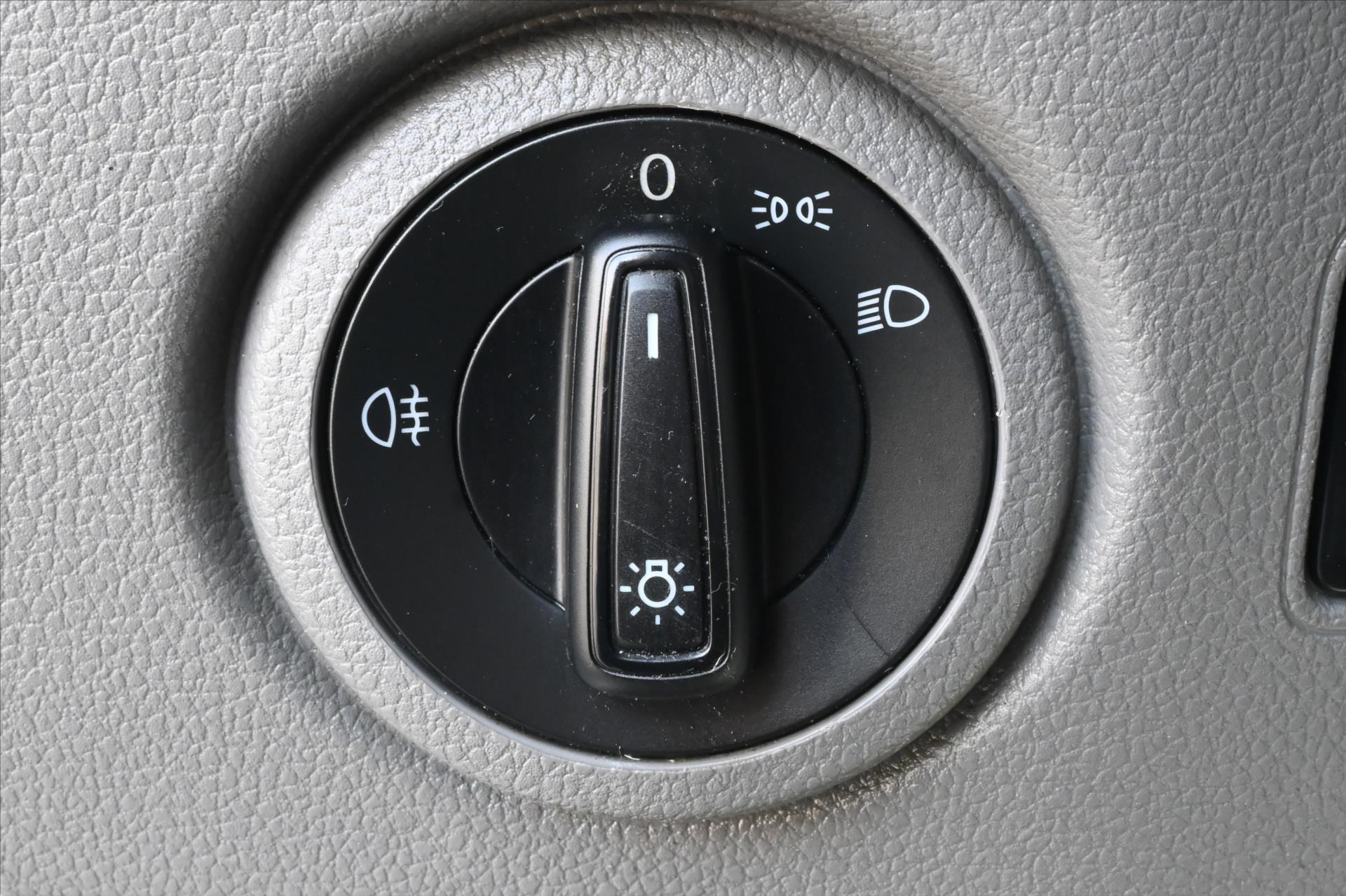 Hlavní fotografie vozu Volkswagen Crafter 2,0 TDI 103 kW L2H2 Záruka až 5 let (25)