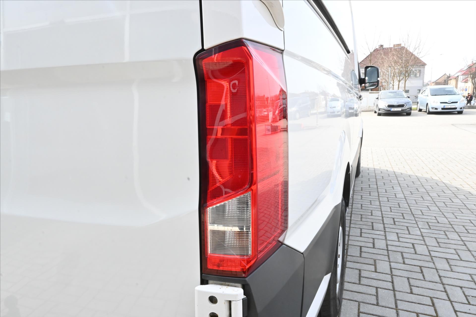 Hlavní fotografie vozu Volkswagen Crafter 2,0 TDI 103 kW L2H2 Záruka až 5 let (29)