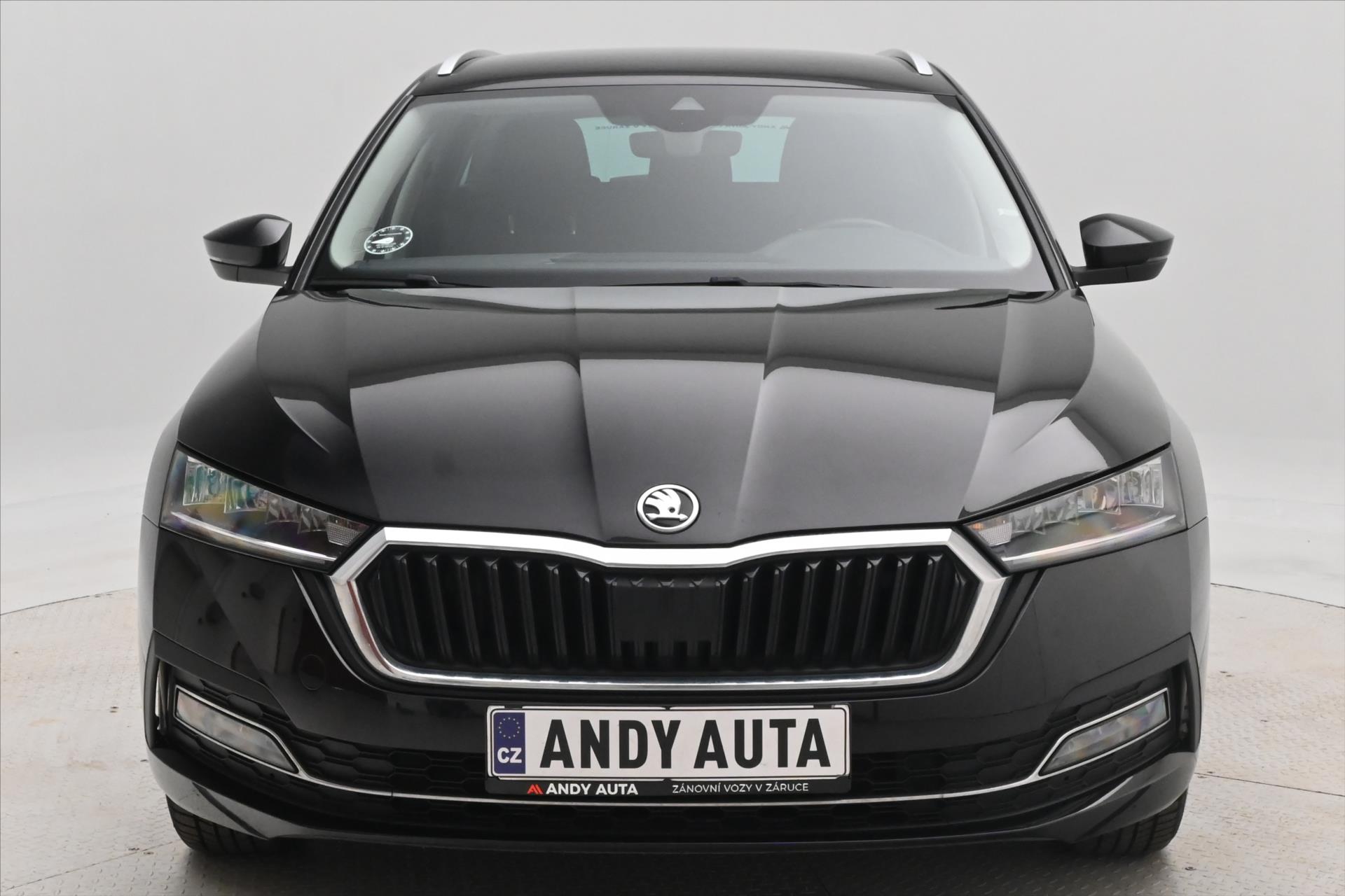 Hlavní fotografie vozu Škoda Octavia 2,0 TDI 110 kW DSG Style Záruka až 5 let (2)