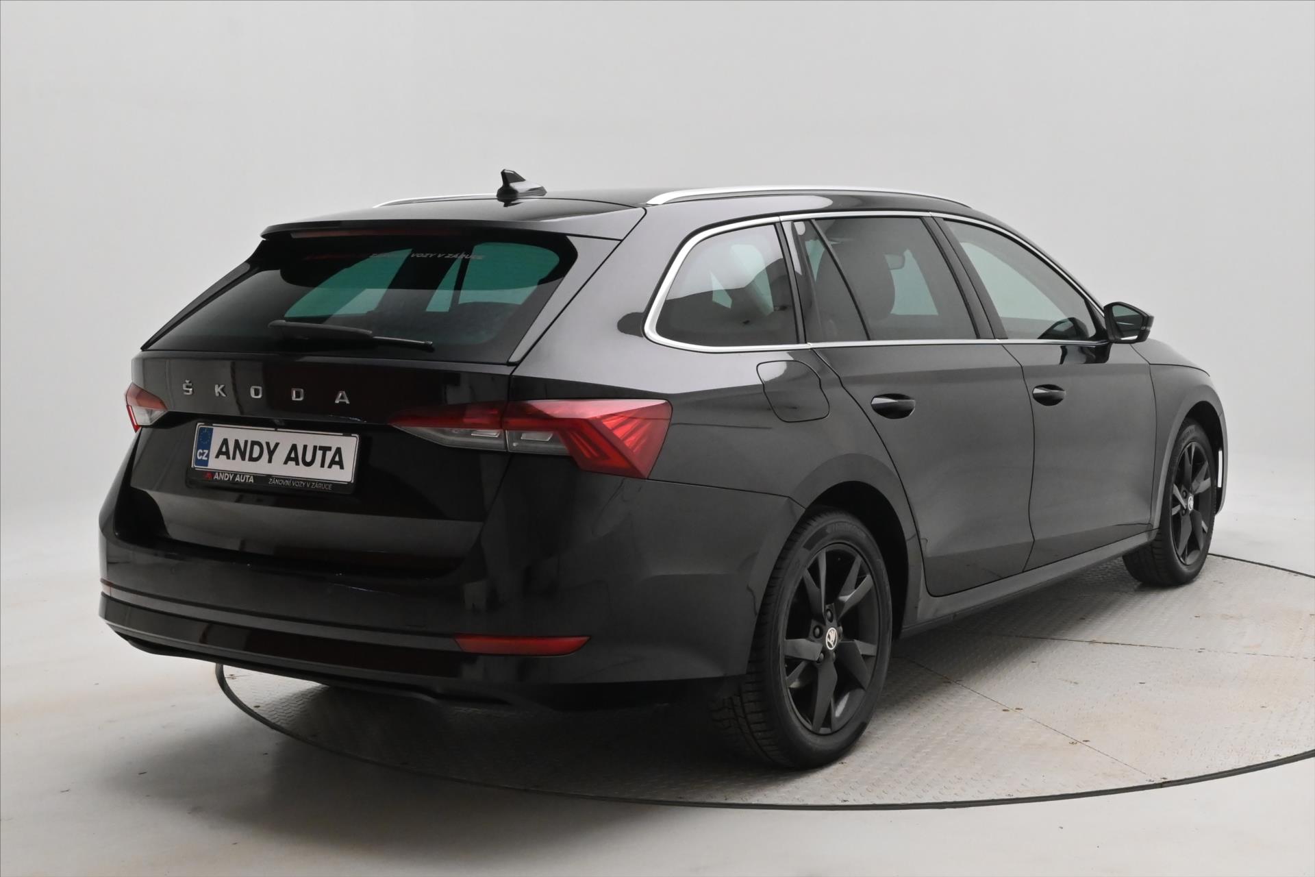 Hlavní fotografie vozu Škoda Octavia 2,0 TDI 110 kW DSG Style Záruka až 5 let (5)