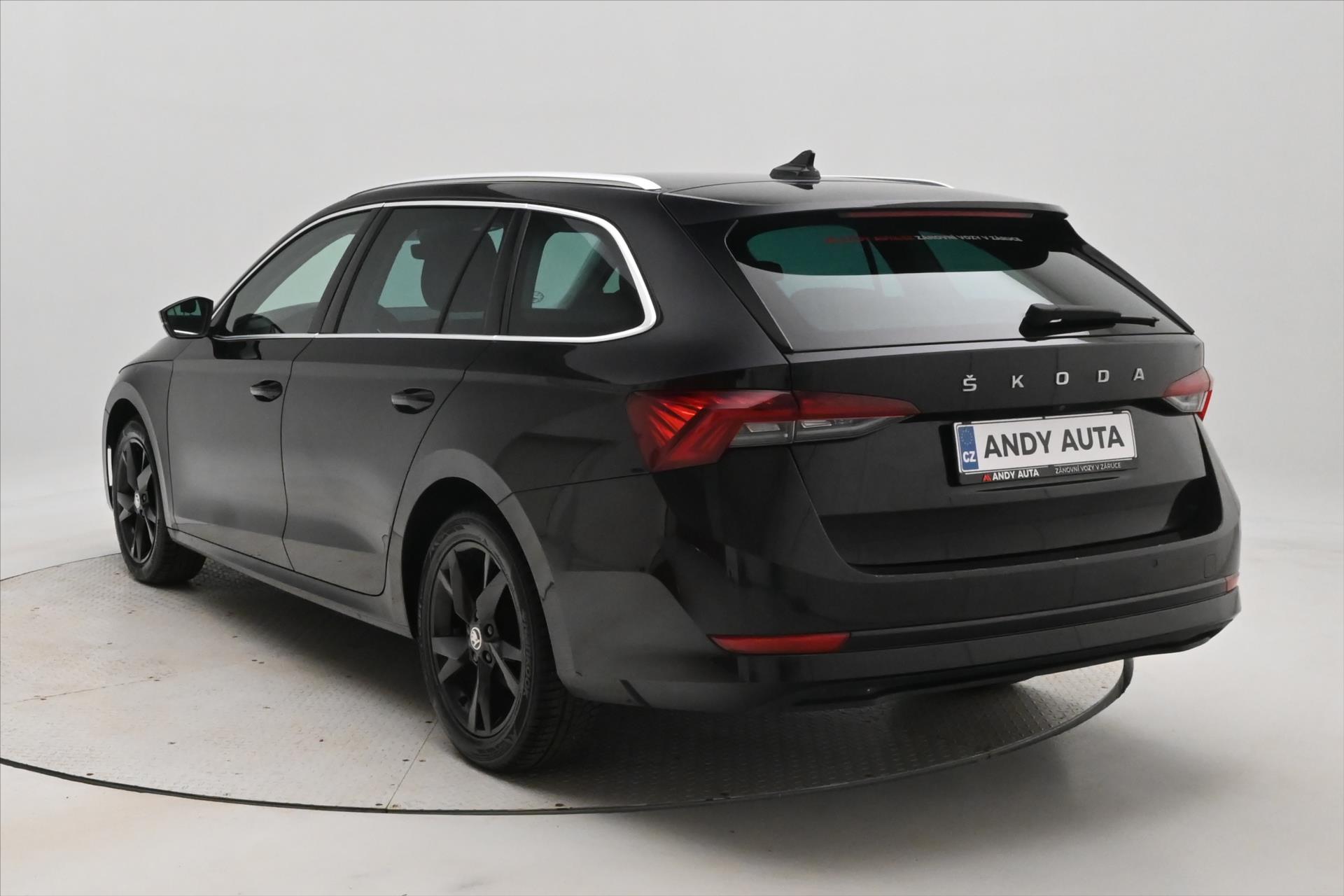 Hlavní fotografie vozu Škoda Octavia 2,0 TDI 110 kW DSG Style Záruka až 5 let (7)