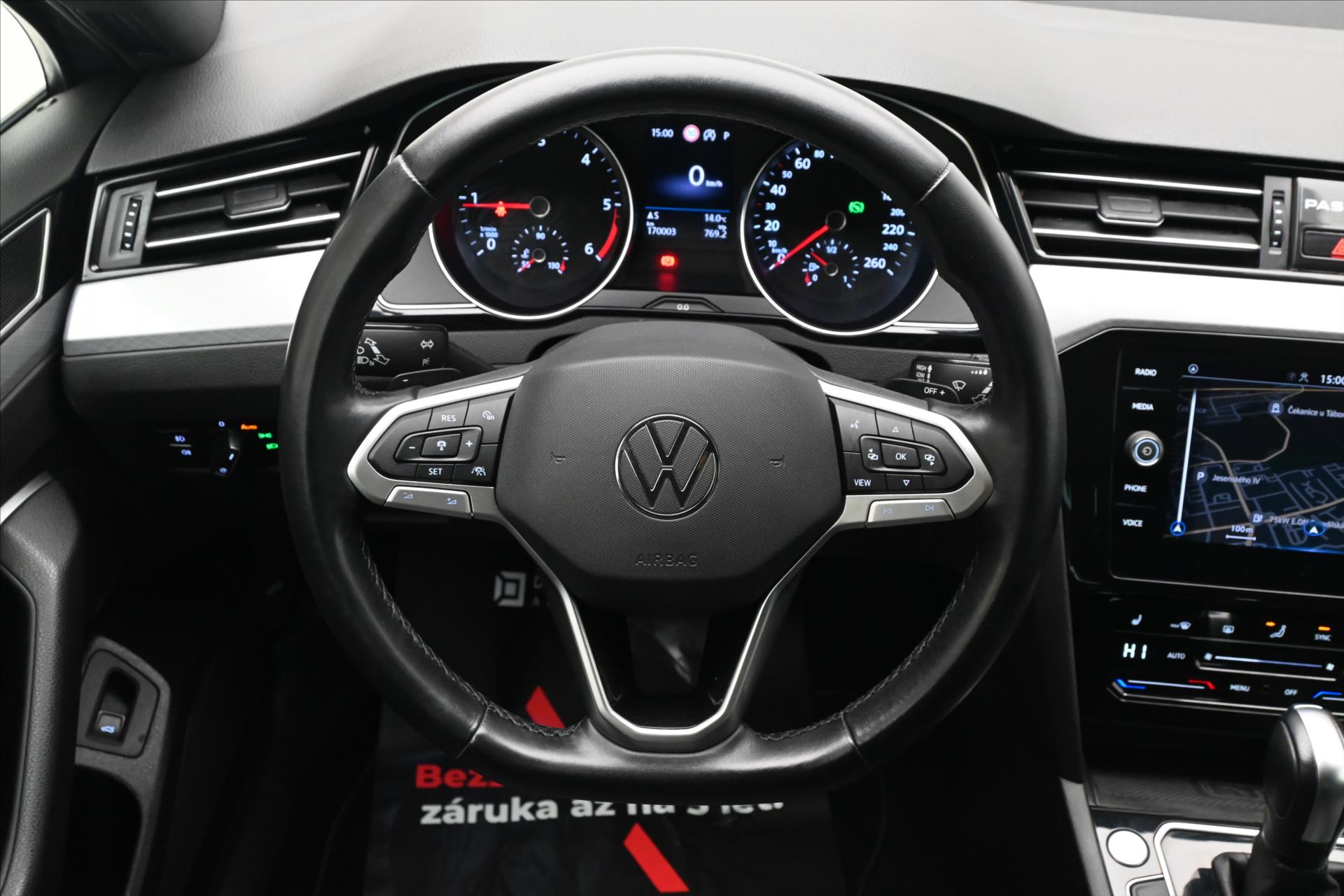 Hlavní fotografie vozu Volkswagen Passat 2,0 TDI 110 kW DSG Business Záruka až 5 let (18)