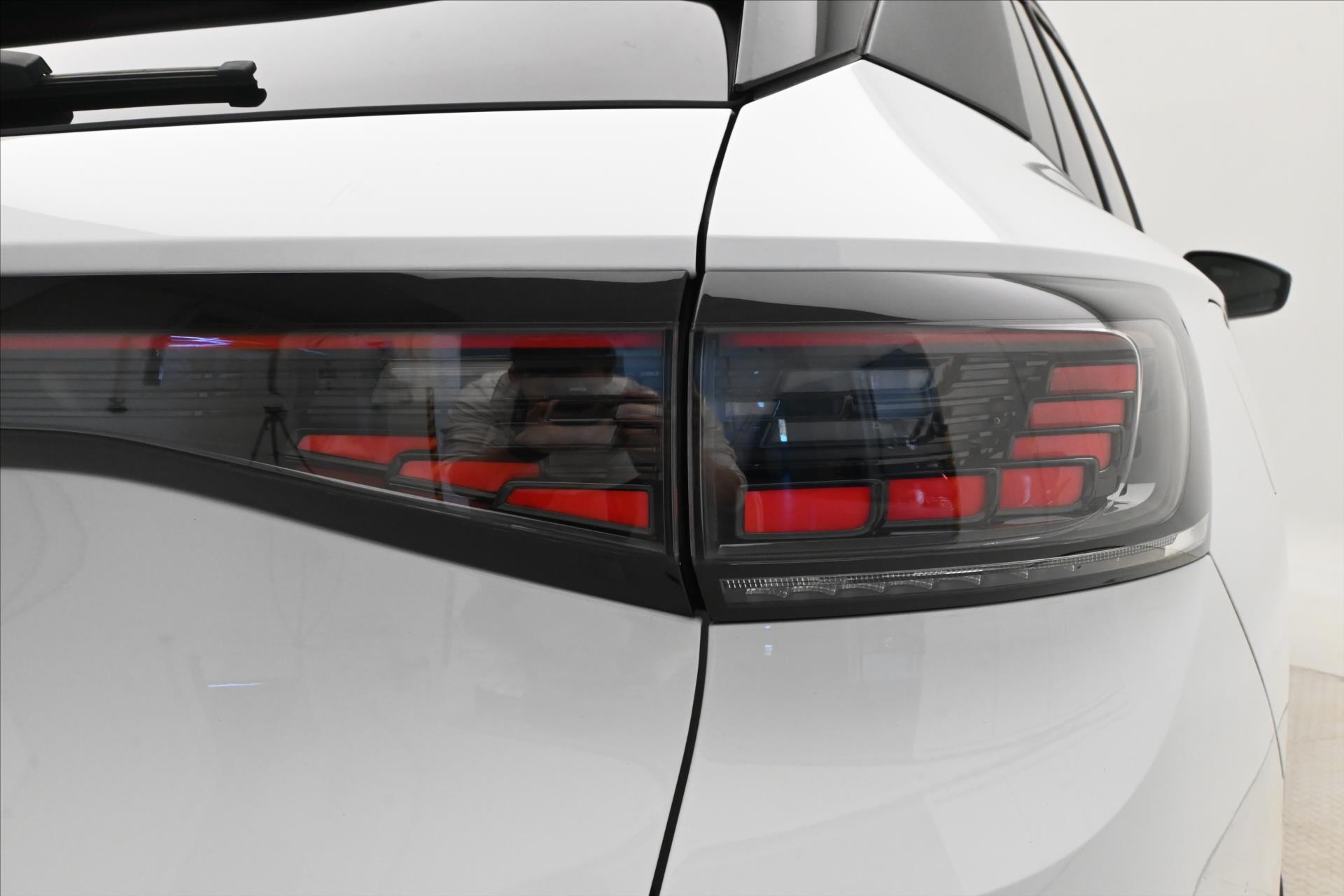 Main photo of the car Volkswagen Id.4 150kW FOR PERFORMANCE 77kWh Warranty up to 3 years (28)